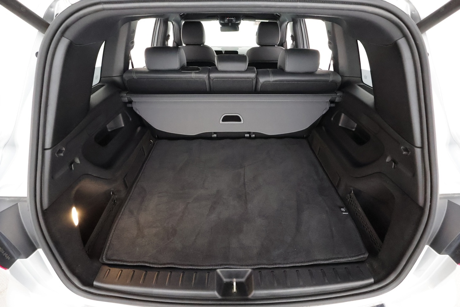 Mercedes-Benz EQB vaihtoauto
