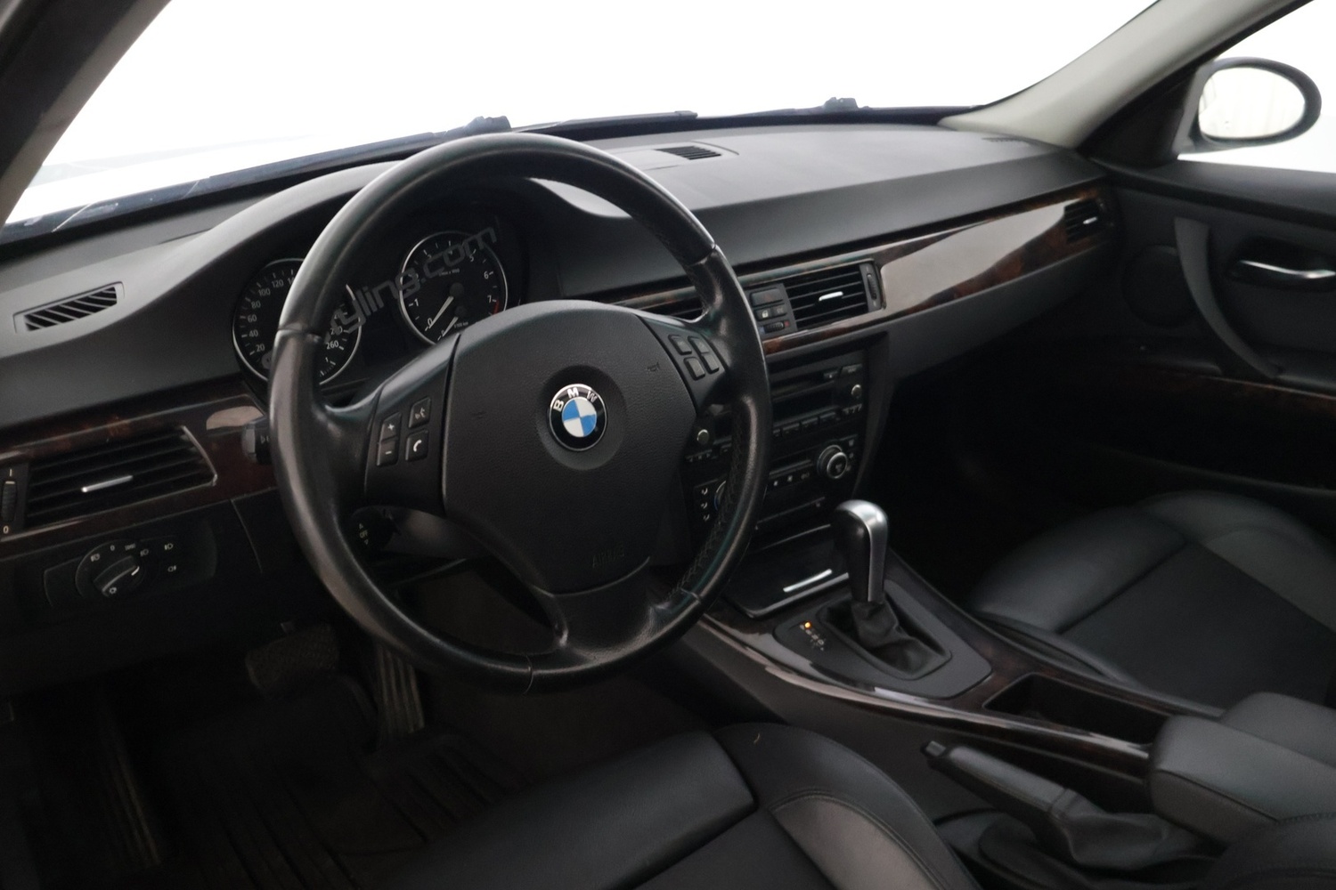 BMW 325 vaihtoauto