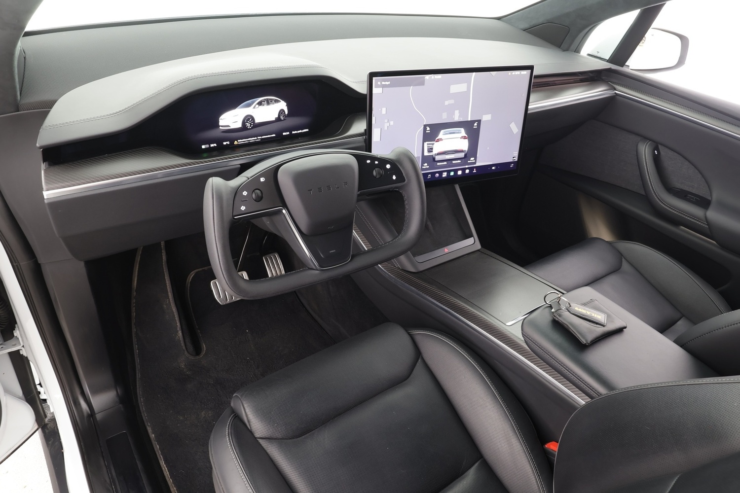 Tesla Model X vaihtoauto