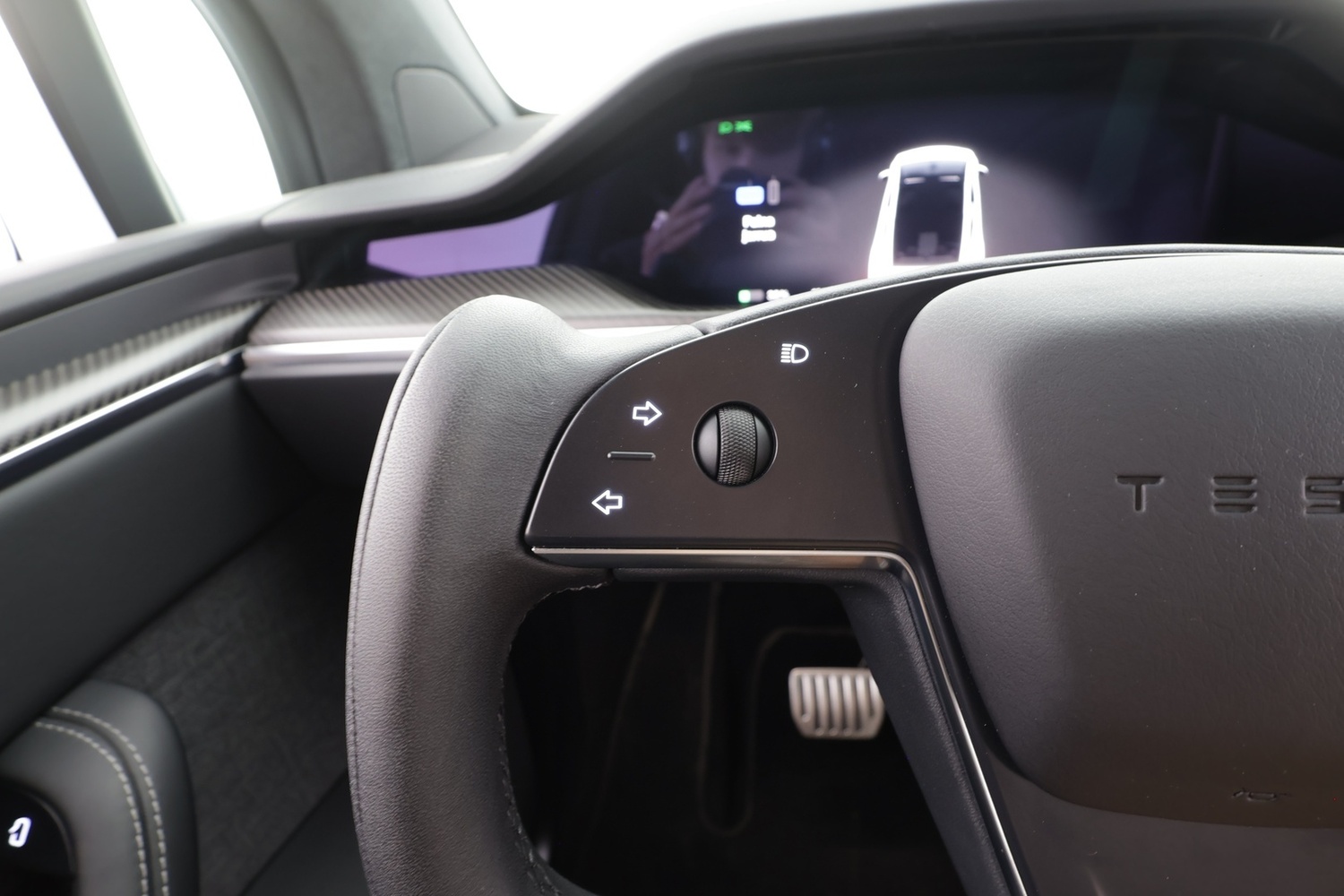 Tesla Model X vaihtoauto