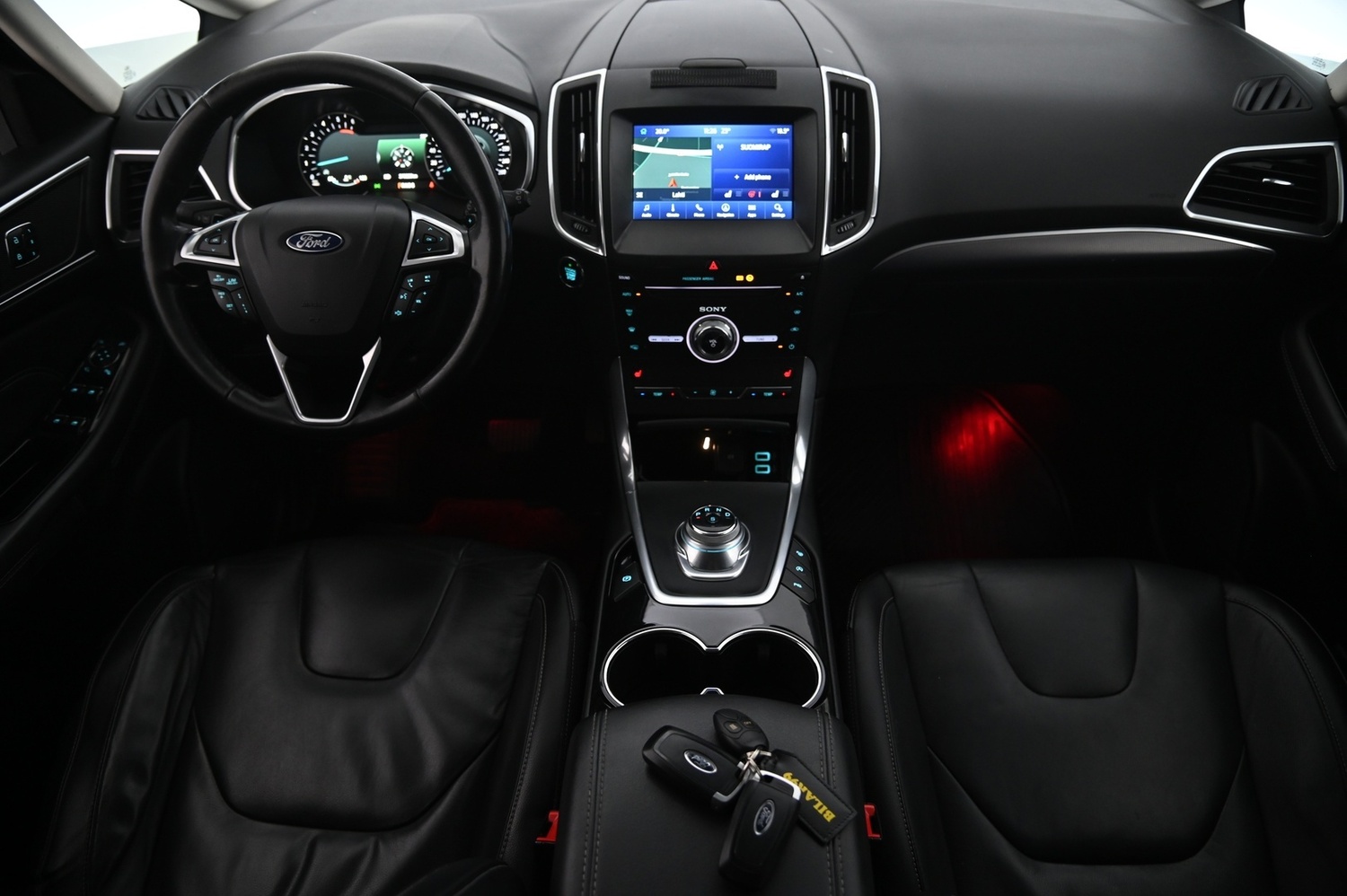 Ford S-MAX vaihtoauto