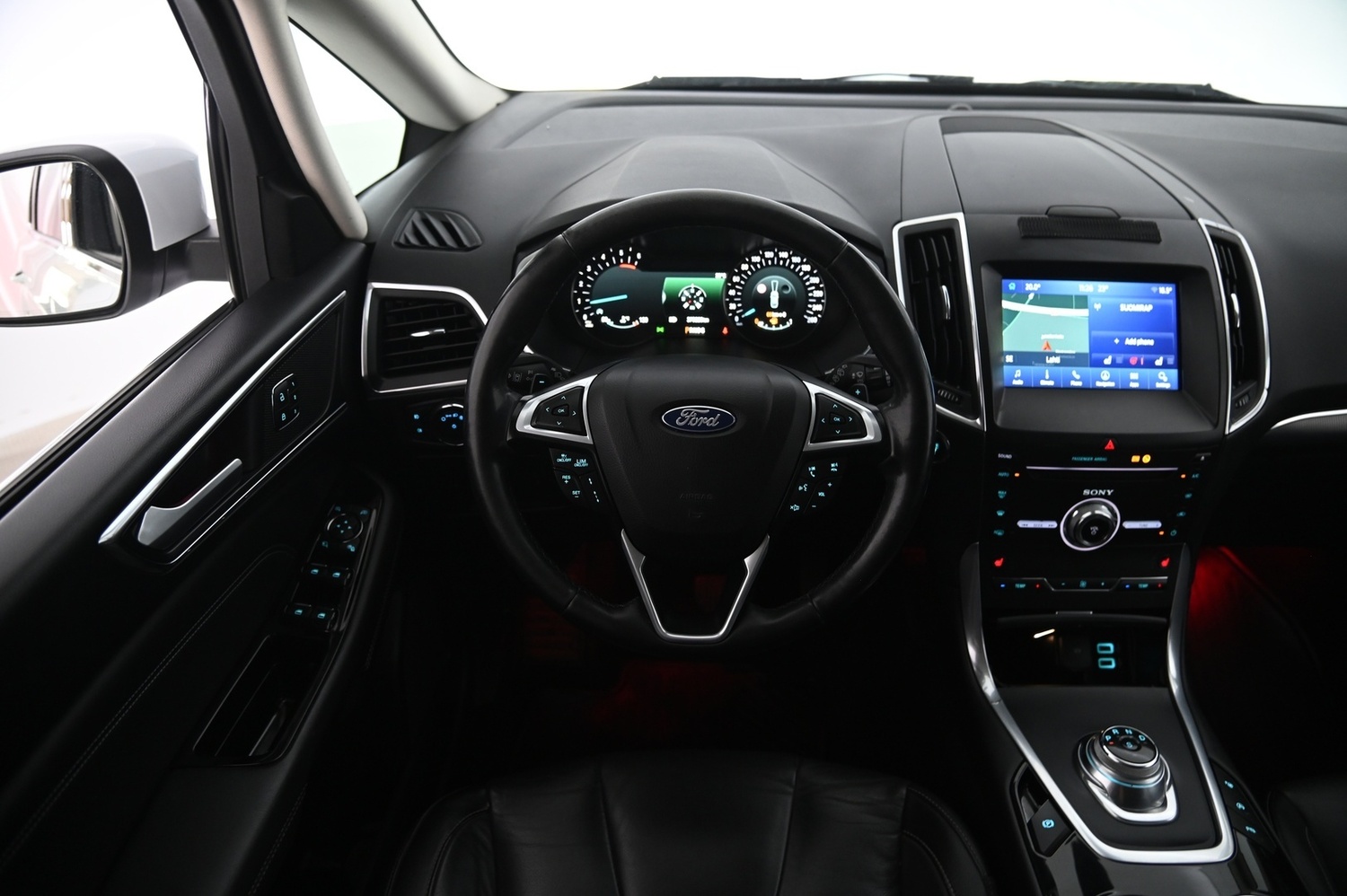 Ford S-MAX vaihtoauto