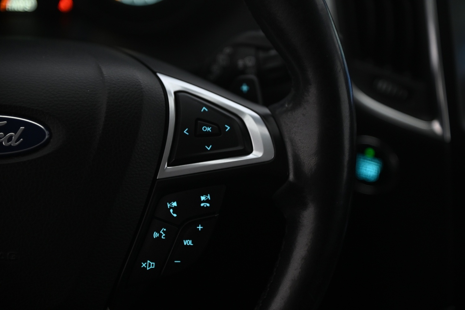 Ford S-MAX vaihtoauto