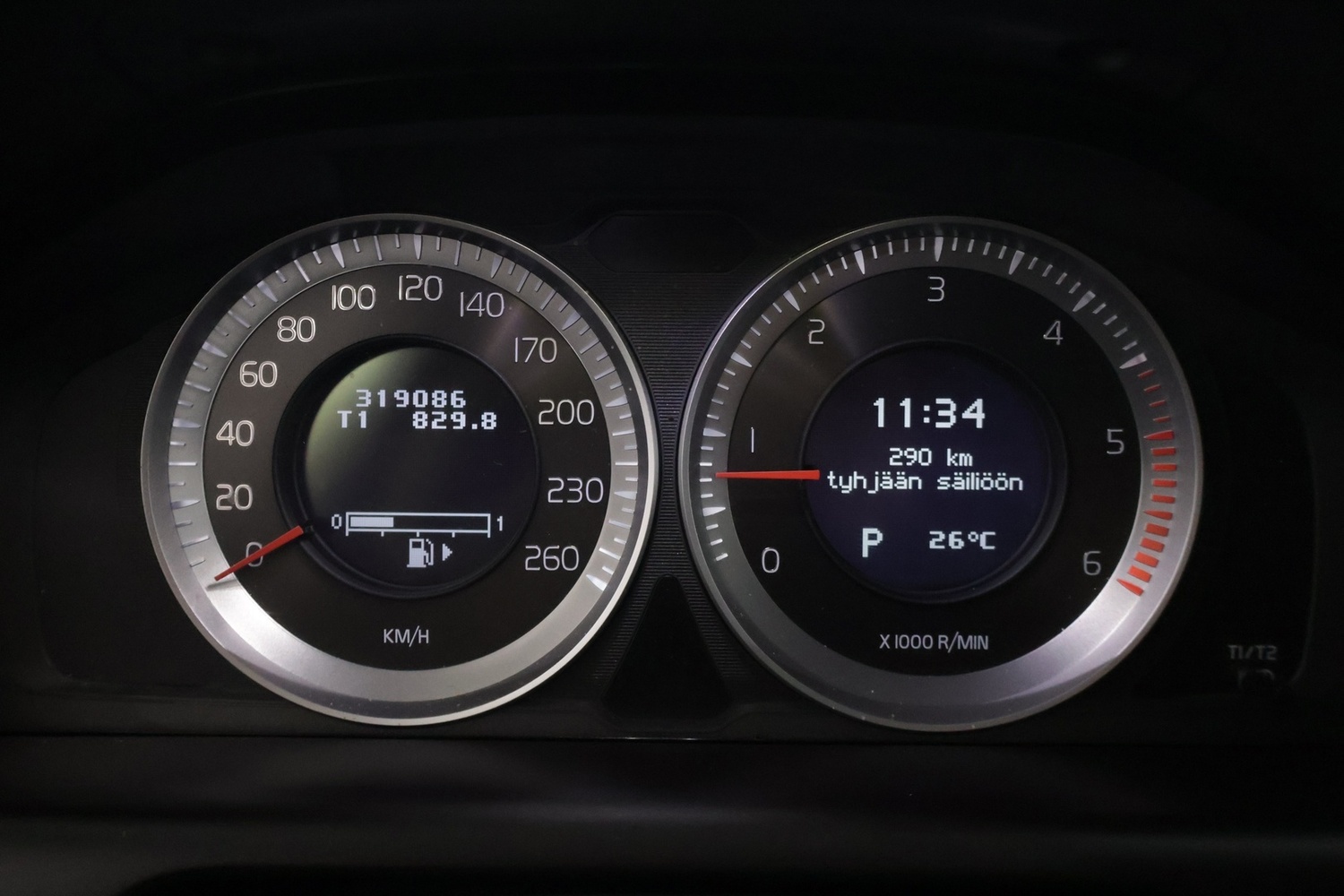 Volvo XC60 vaihtoauto