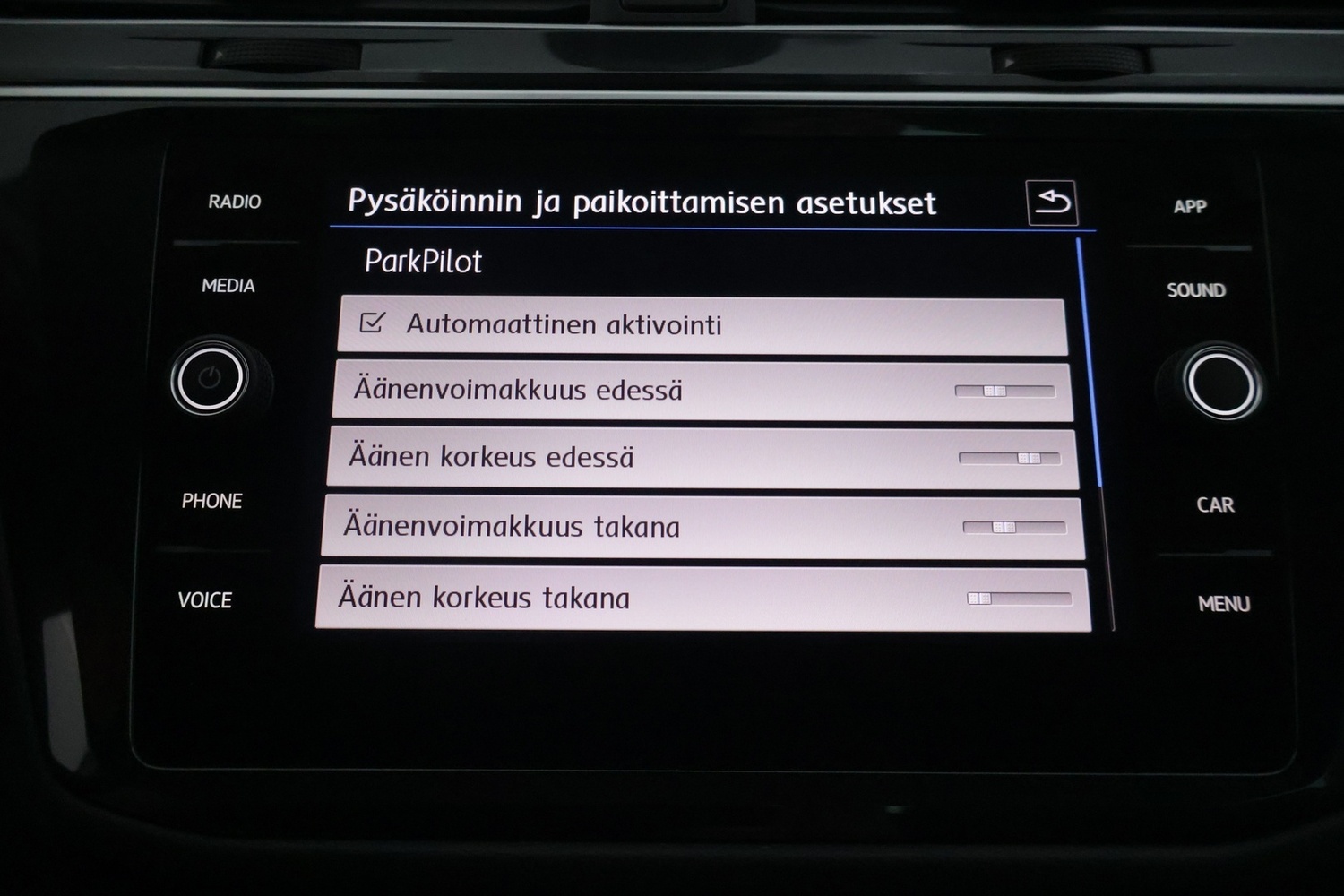 Volkswagen Tiguan vaihtoauto