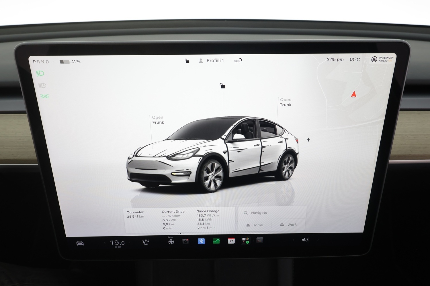Tesla Model Y vaihtoauto