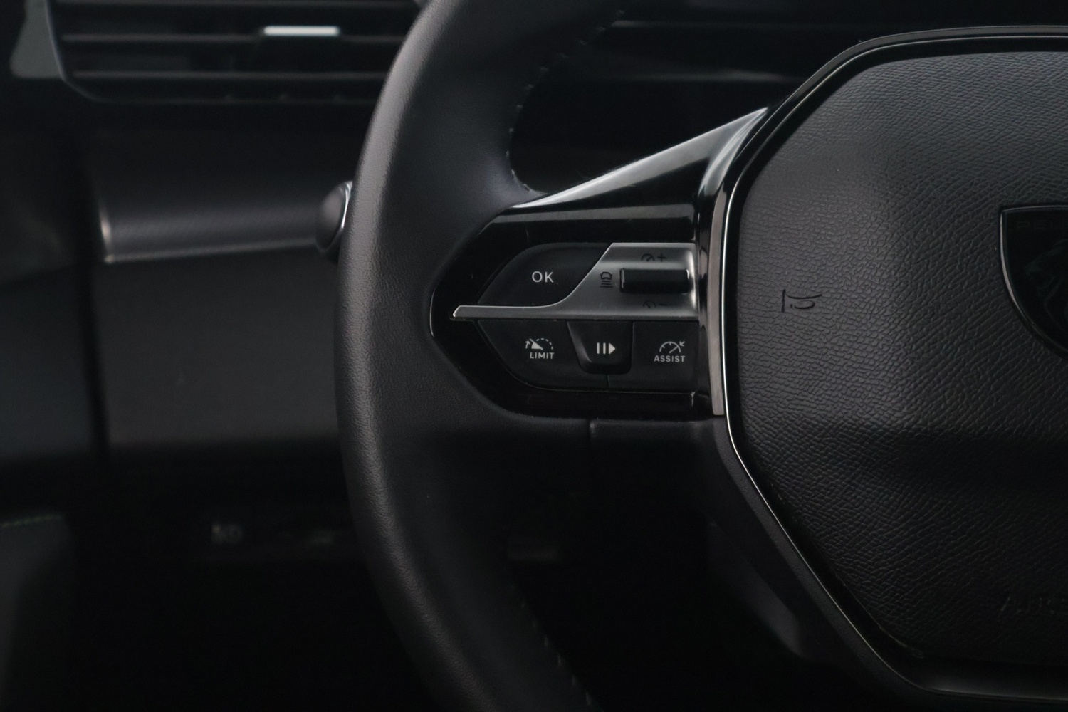 Peugeot E-308 vaihtoauto