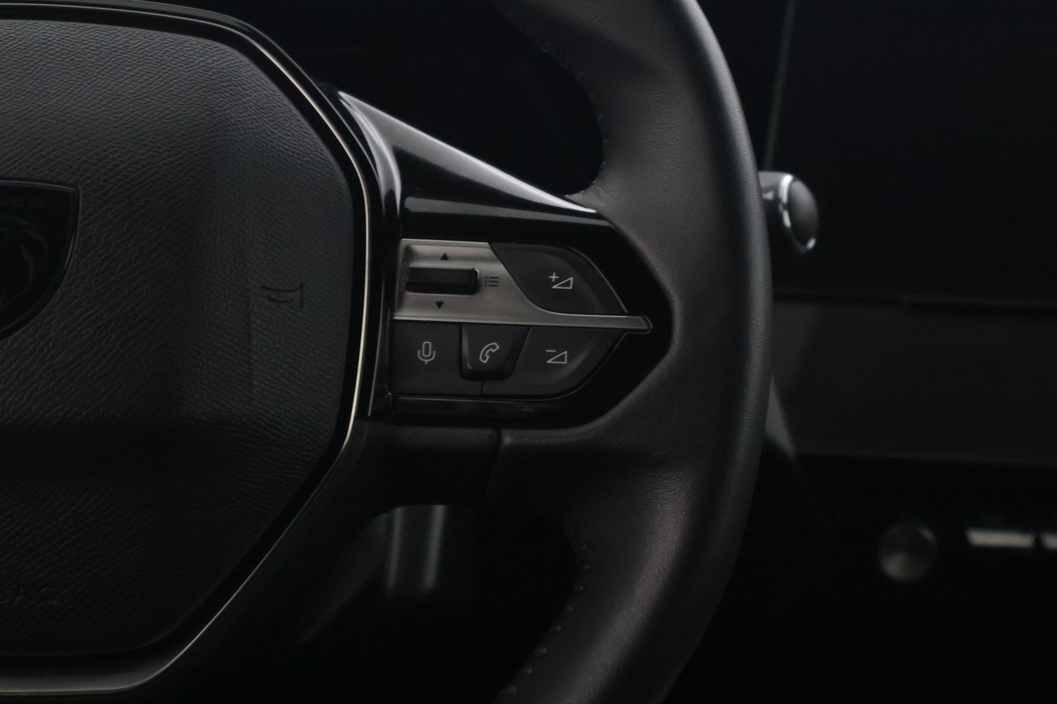Peugeot E-308 vaihtoauto