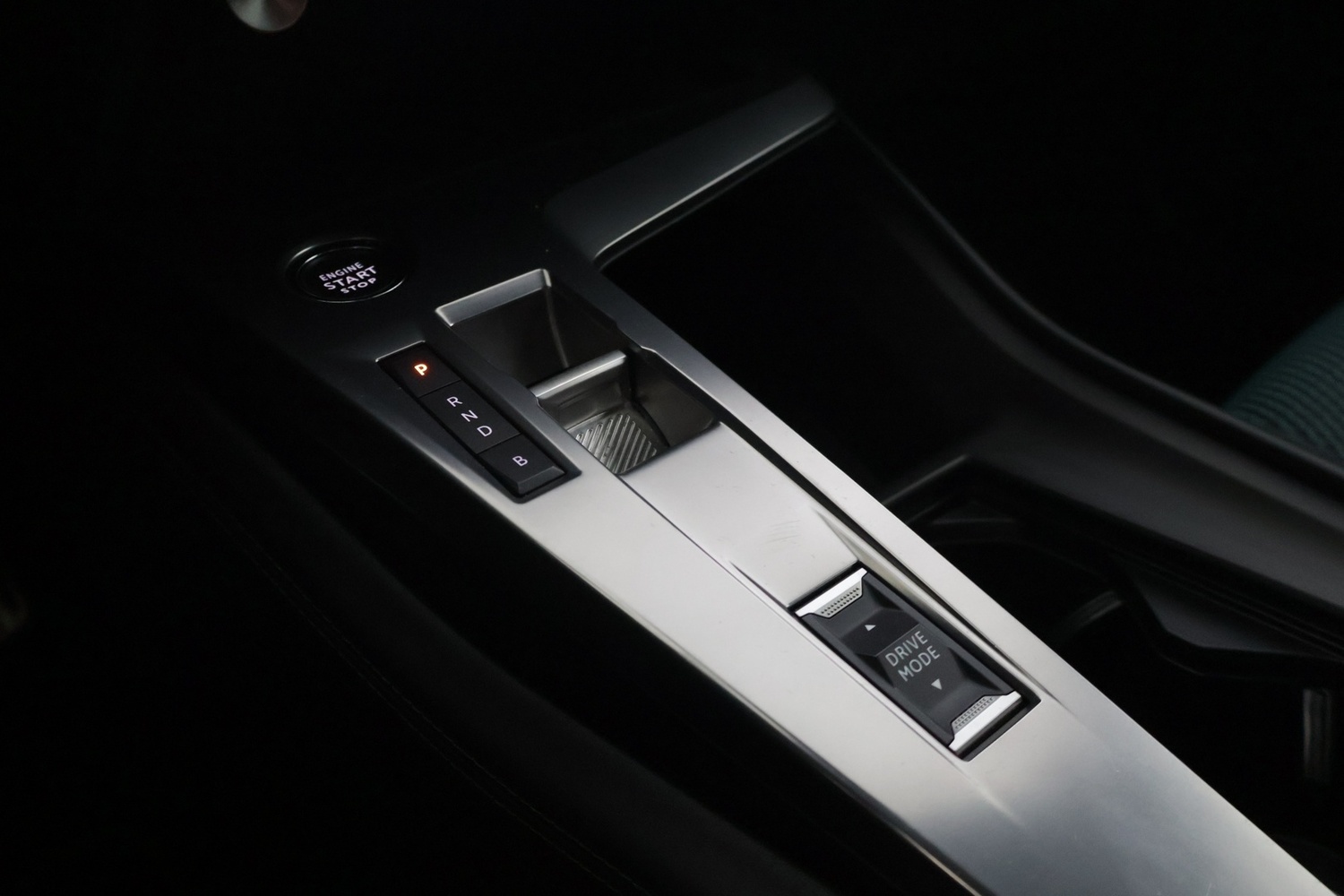 Peugeot E-308 vaihtoauto