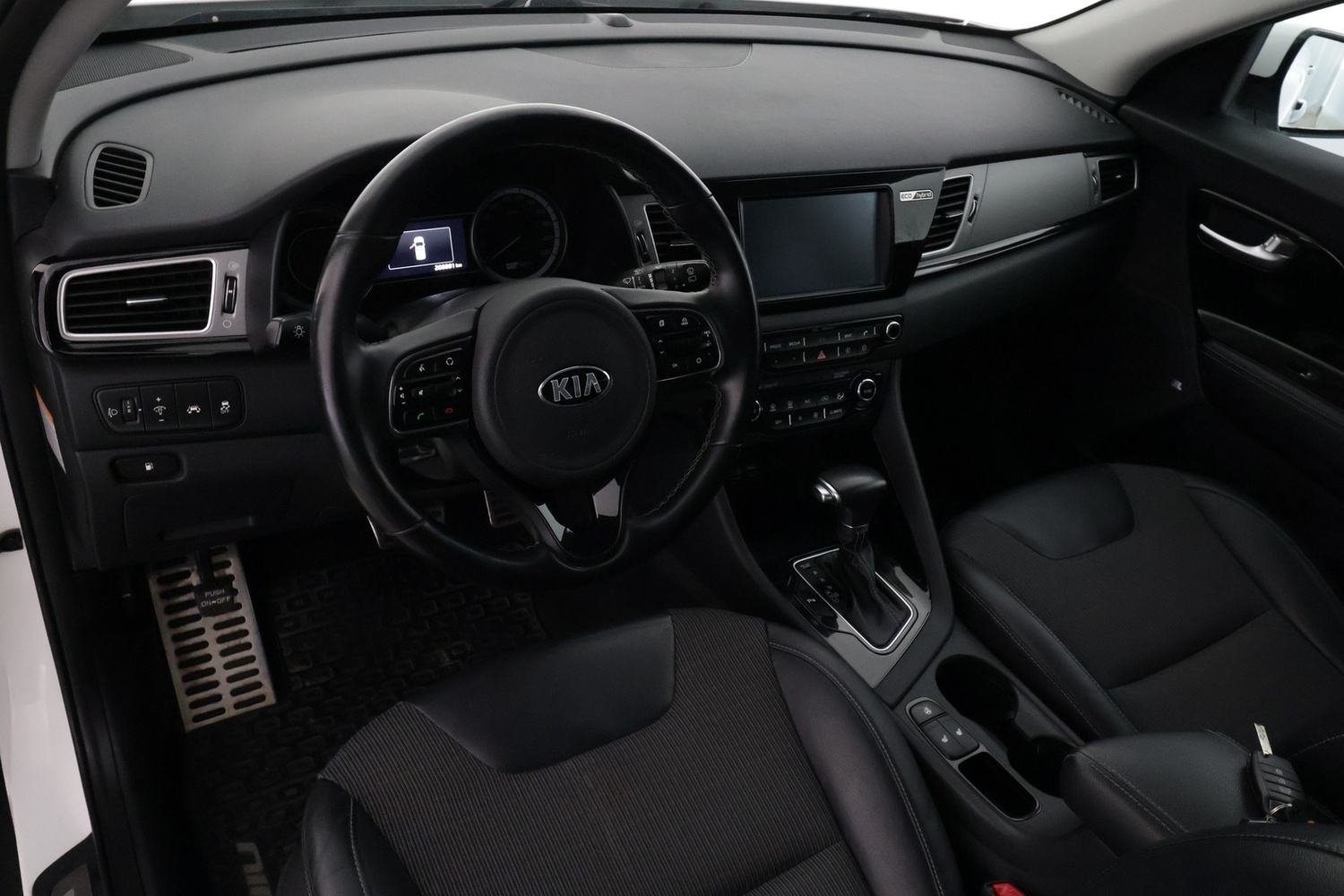 Kia Niro vaihtoauto