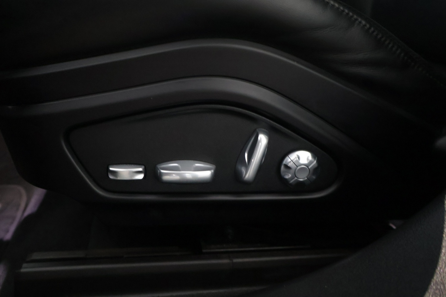 Porsche Panamera vaihtoauto