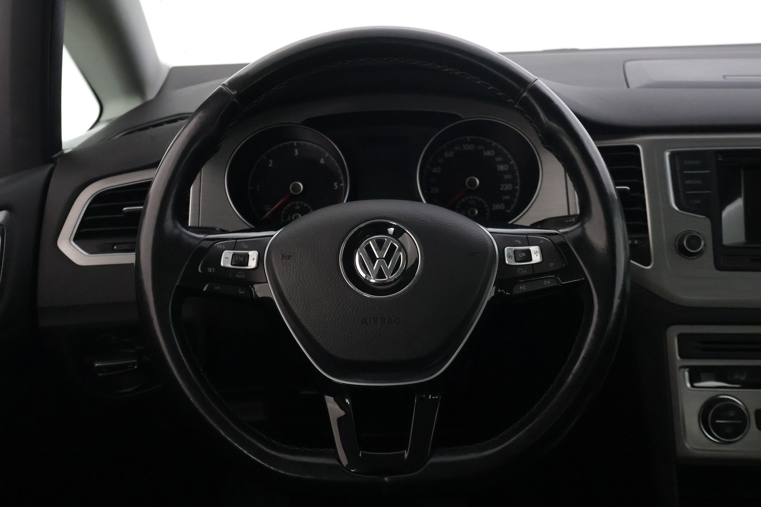Volkswagen Golf Sportsvan vaihtoauto