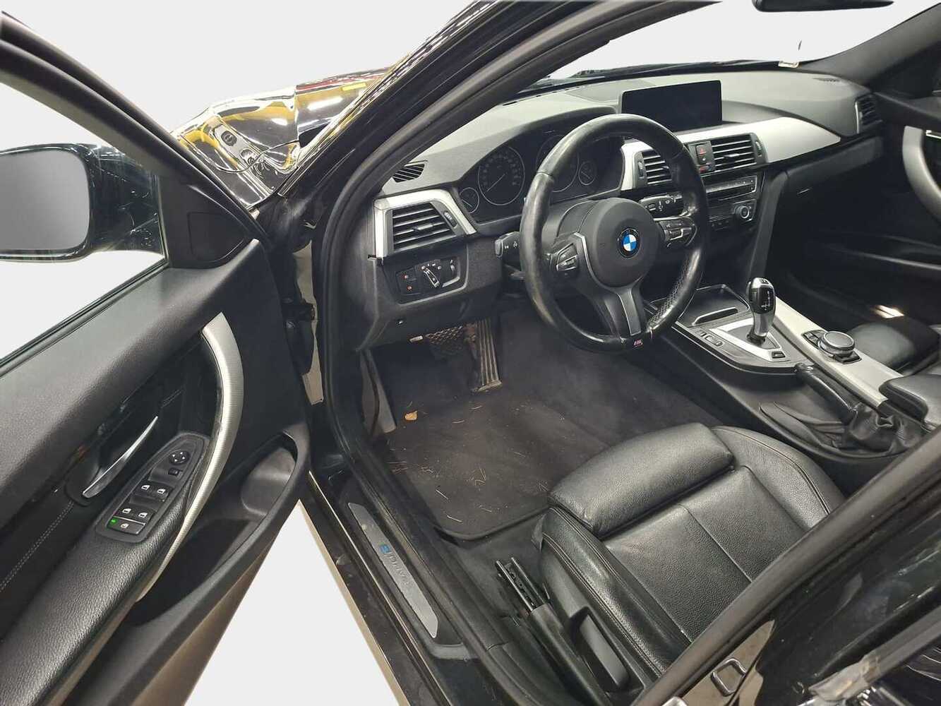 BMW 330 vaihtoauto