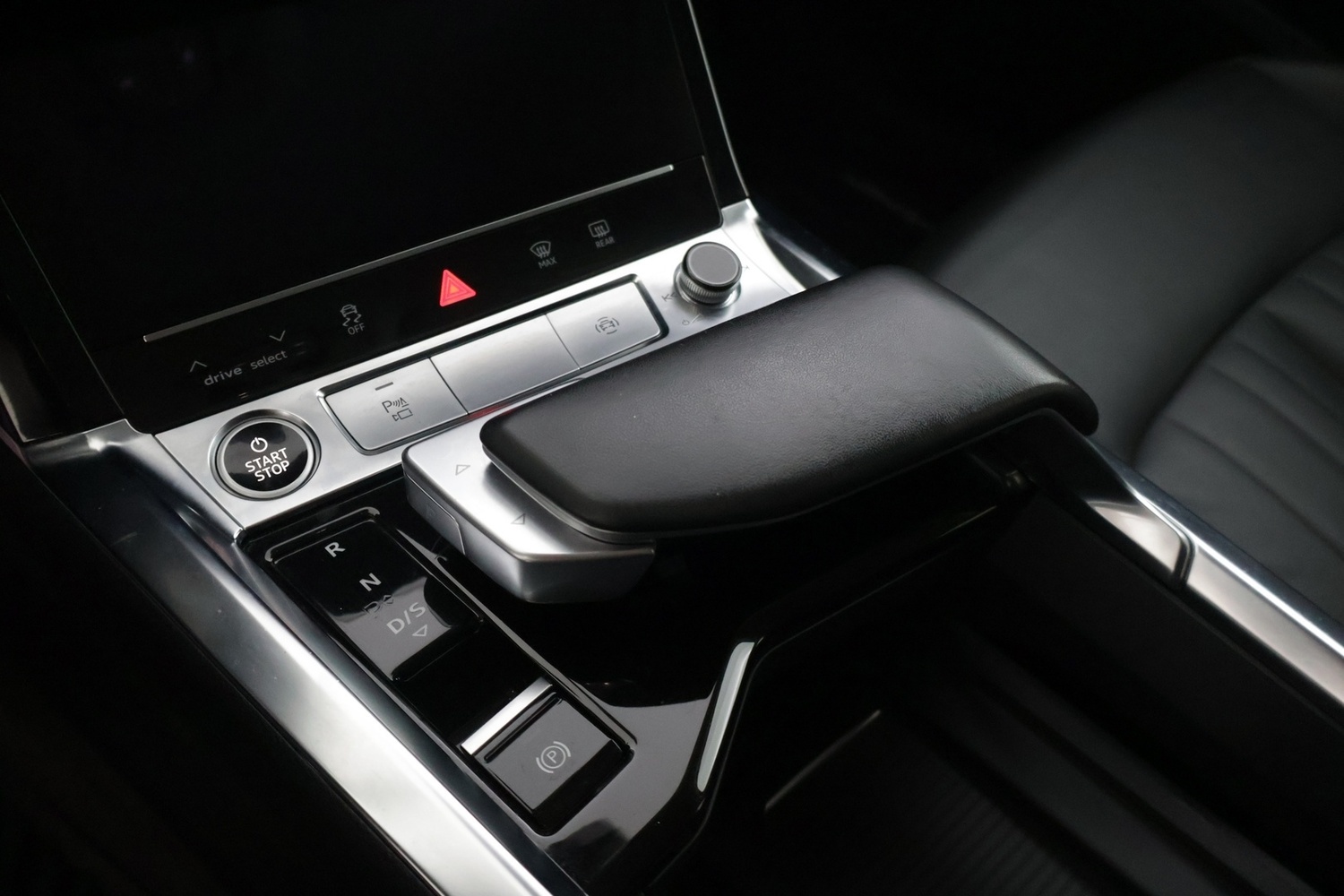 Audi Q8 e-tron vaihtoauto