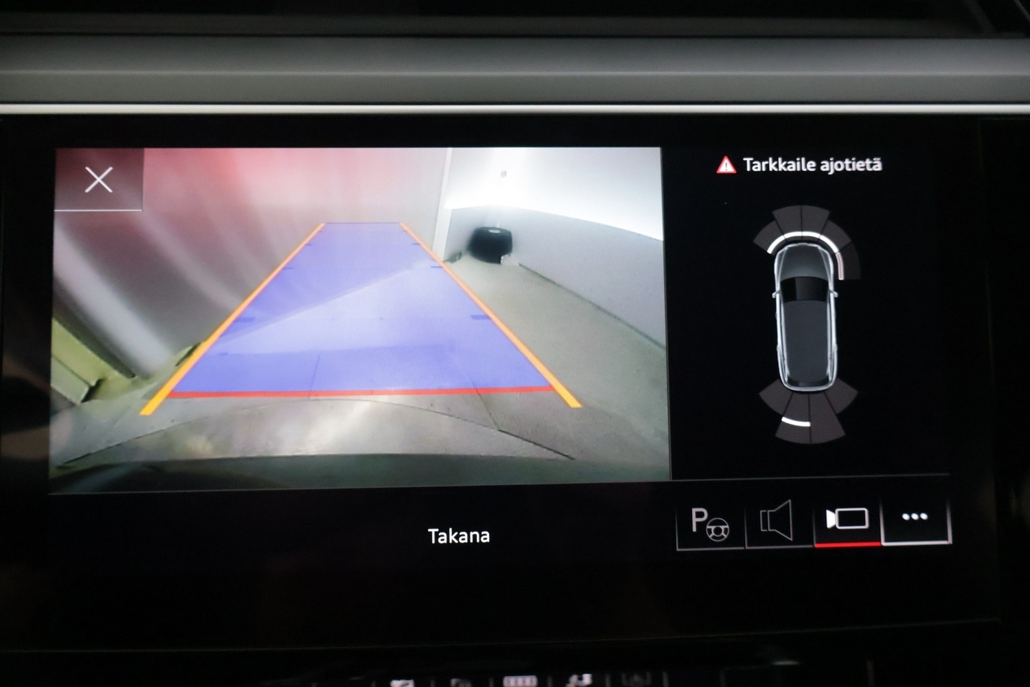 Audi Q8 e-tron vaihtoauto