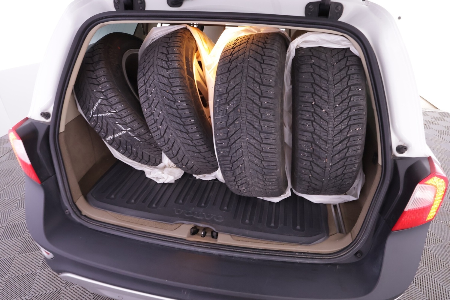 Volvo XC70 vaihtoauto
