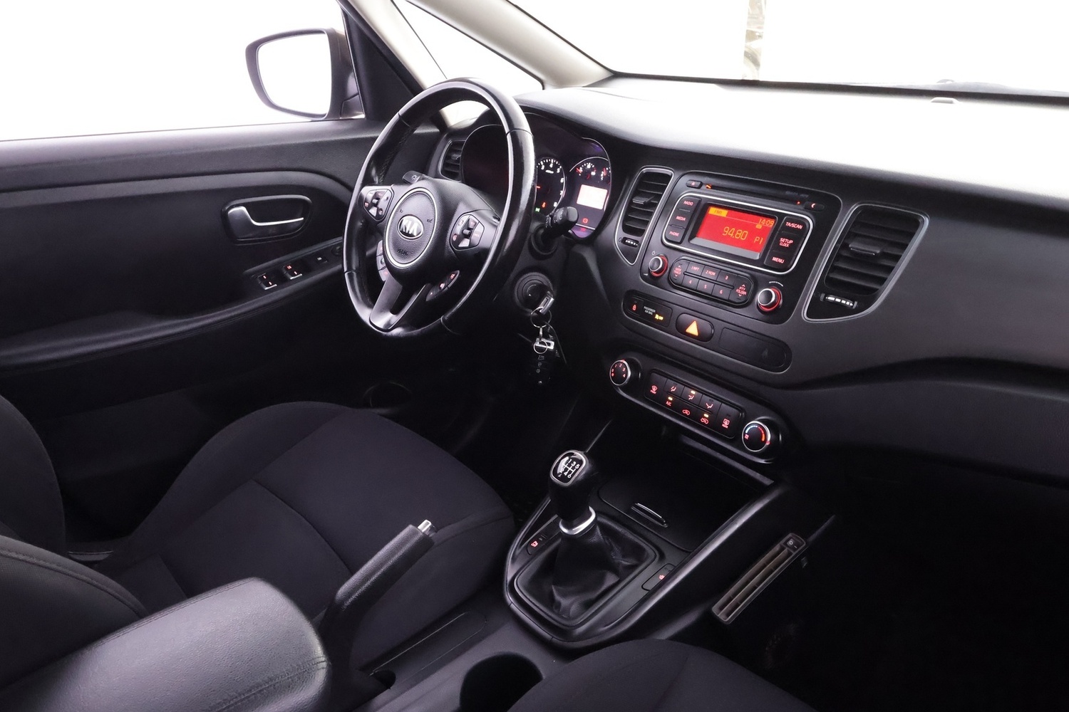 Kia Carens vaihtoauto