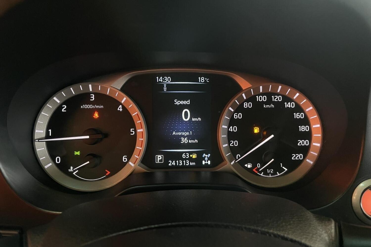 Nissan Navara vaihtoauto