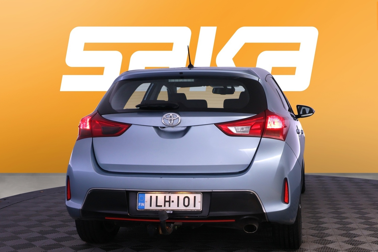 Toyota Auris vaihtoauto