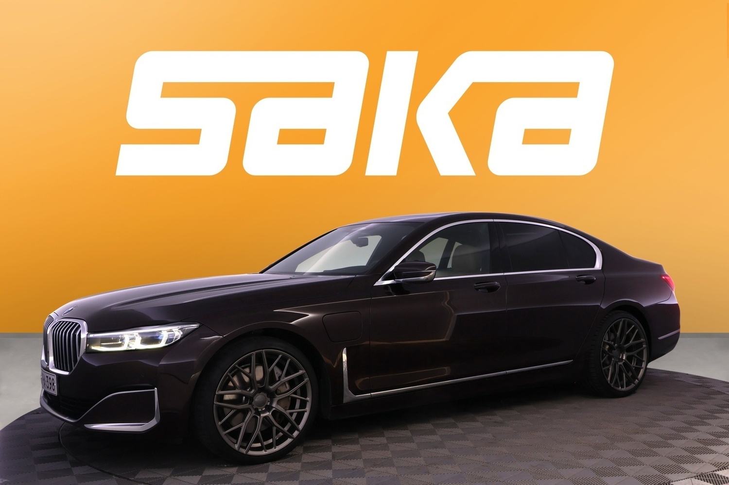 BMW 745 vaihtoauto