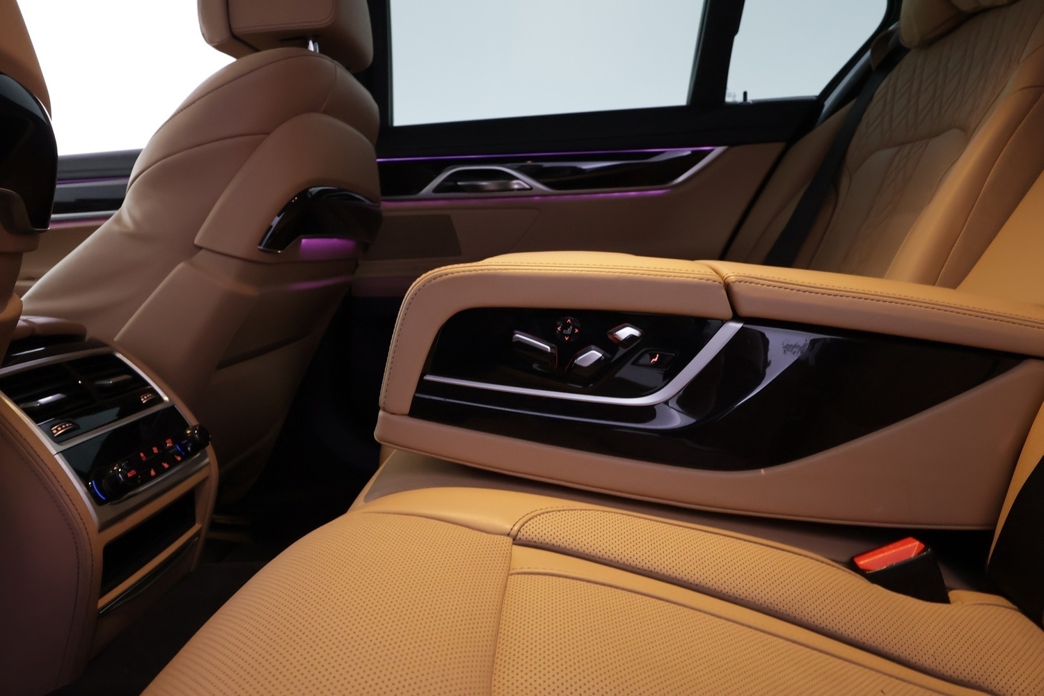 BMW 745 vaihtoauto