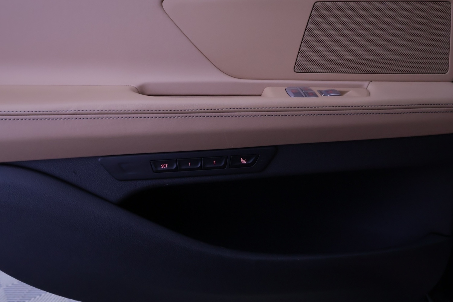 BMW 745 vaihtoauto