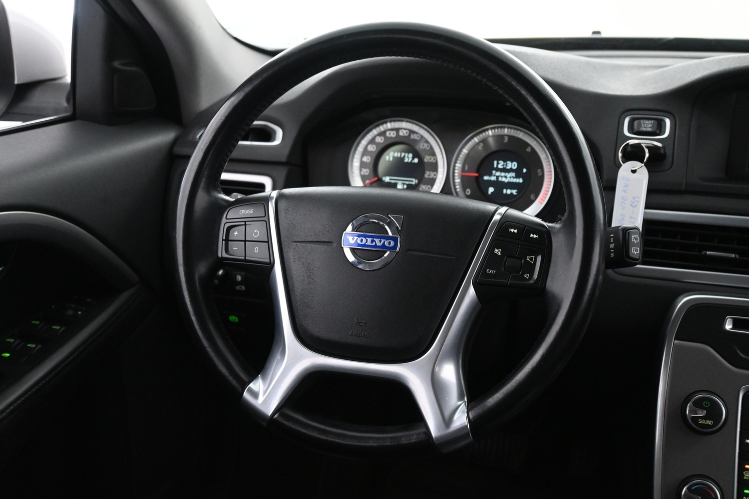 Volvo V70 vaihtoauto