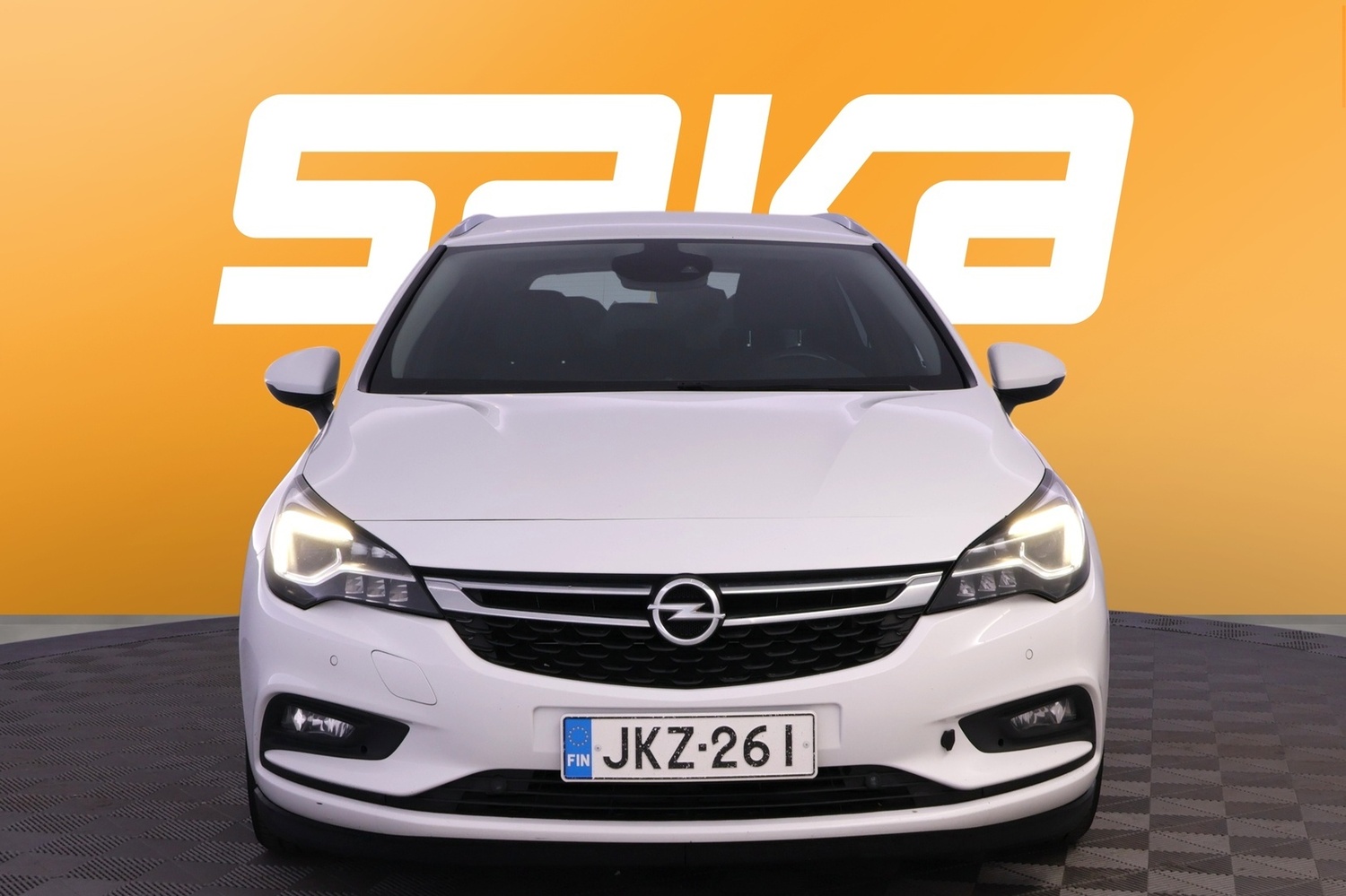 Opel Astra vaihtoauto