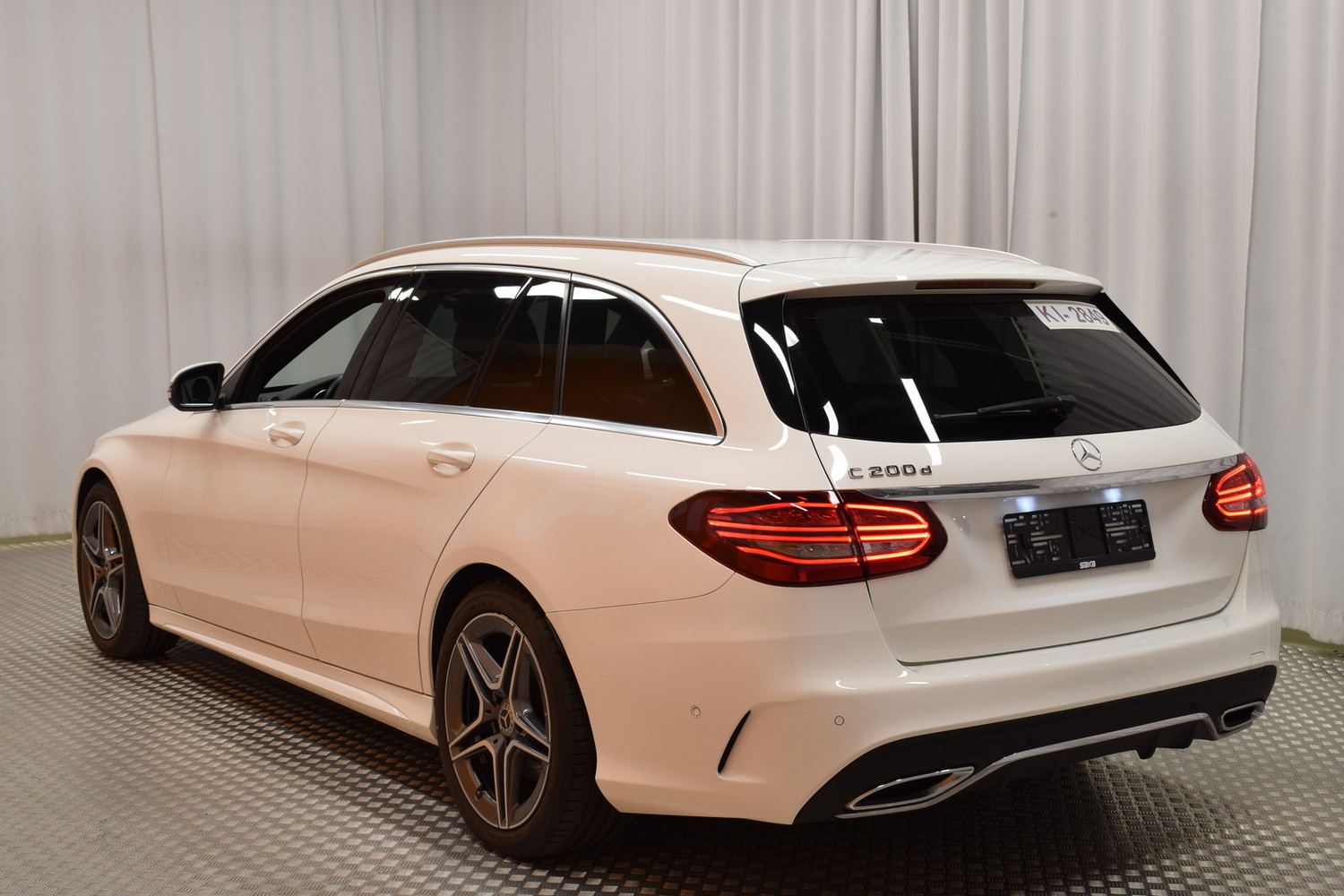 Mercedes-Benz C vaihtoauto