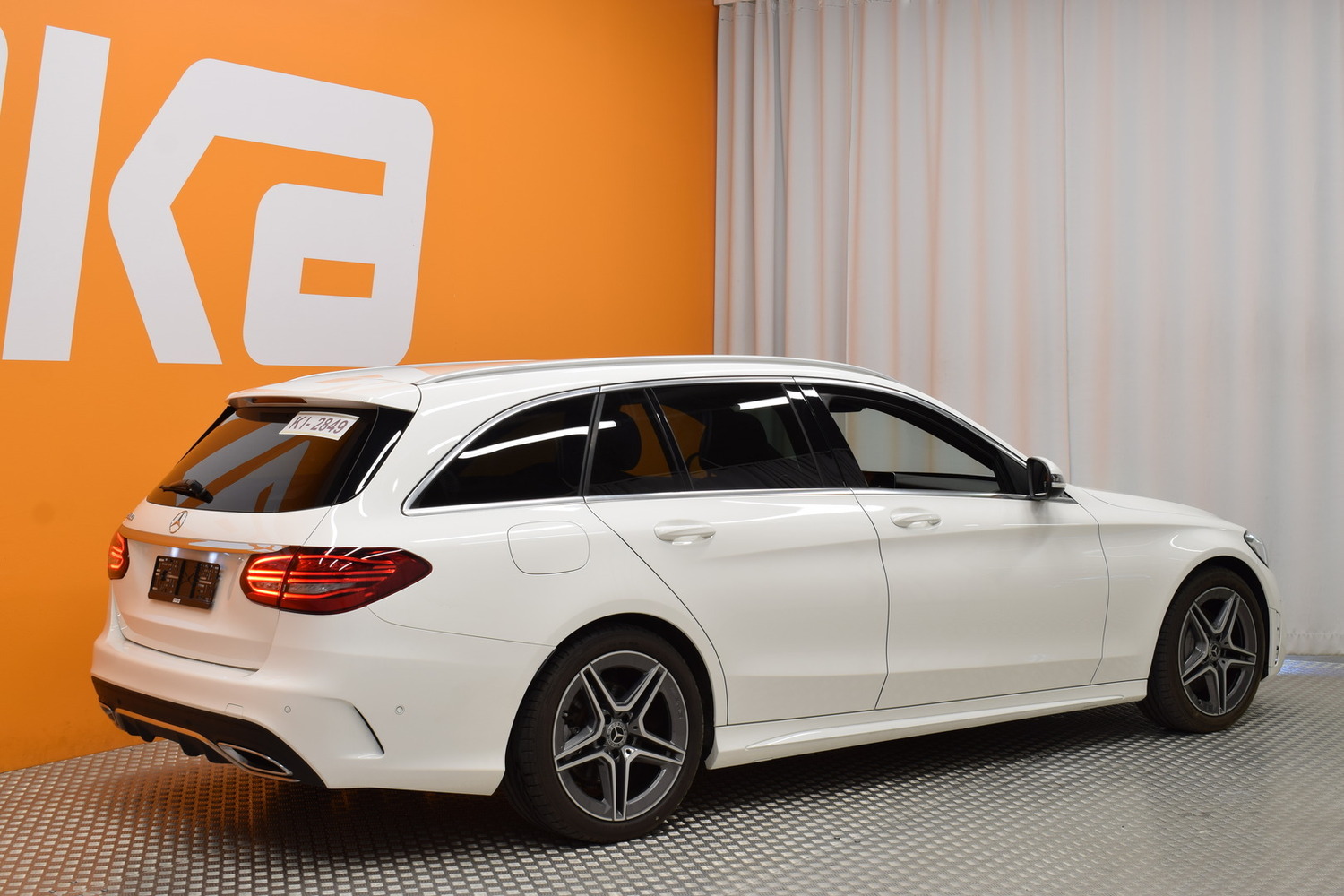 Mercedes-Benz C vaihtoauto