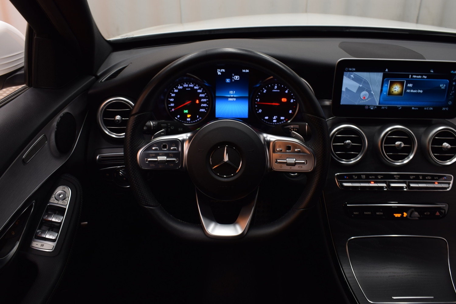 Mercedes-Benz C vaihtoauto
