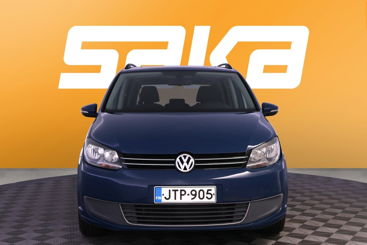 Volkswagen Touran vaihtoauto