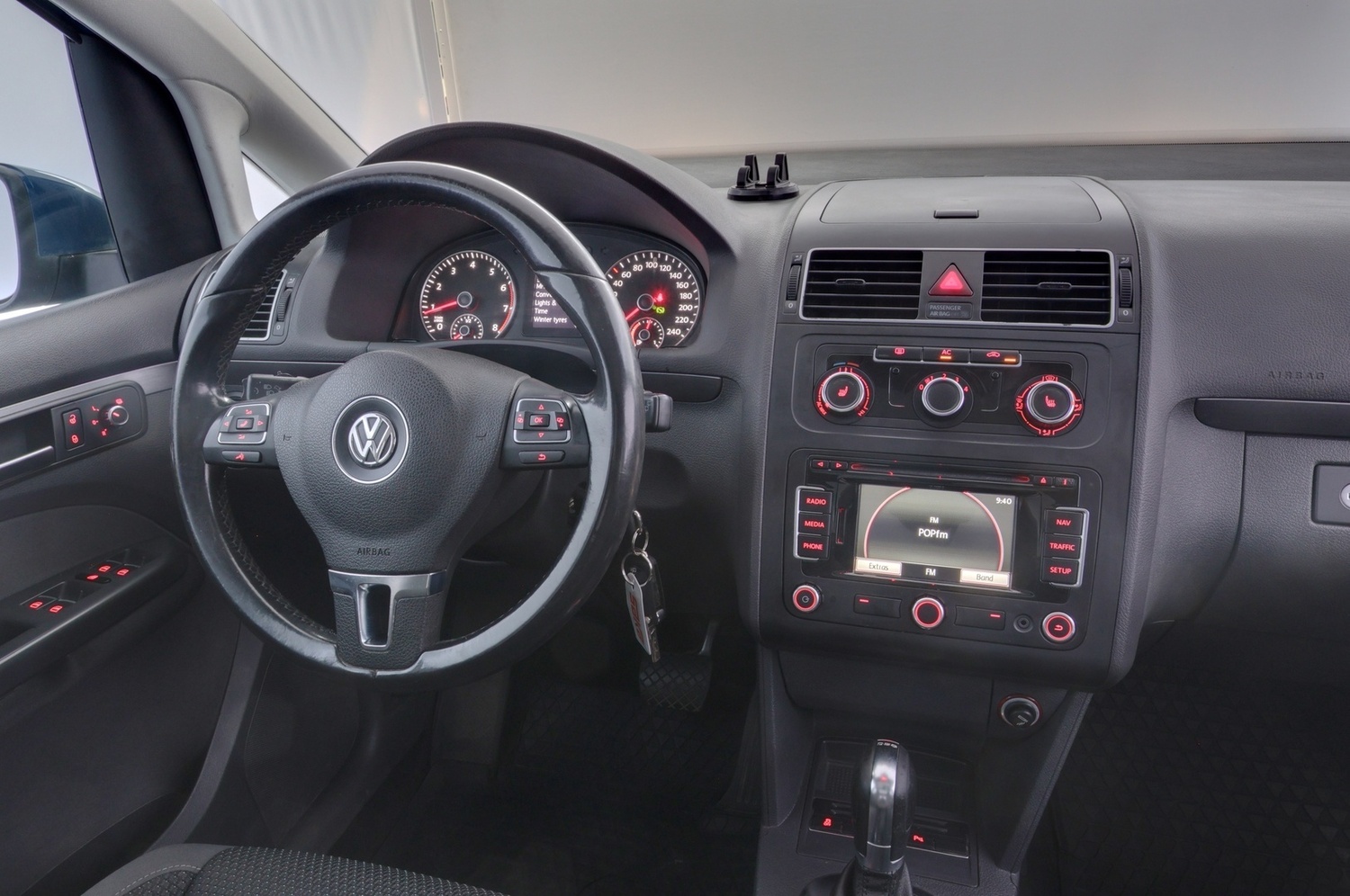 Volkswagen Touran vaihtoauto