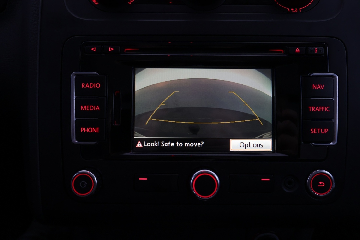 Volkswagen Touran vaihtoauto