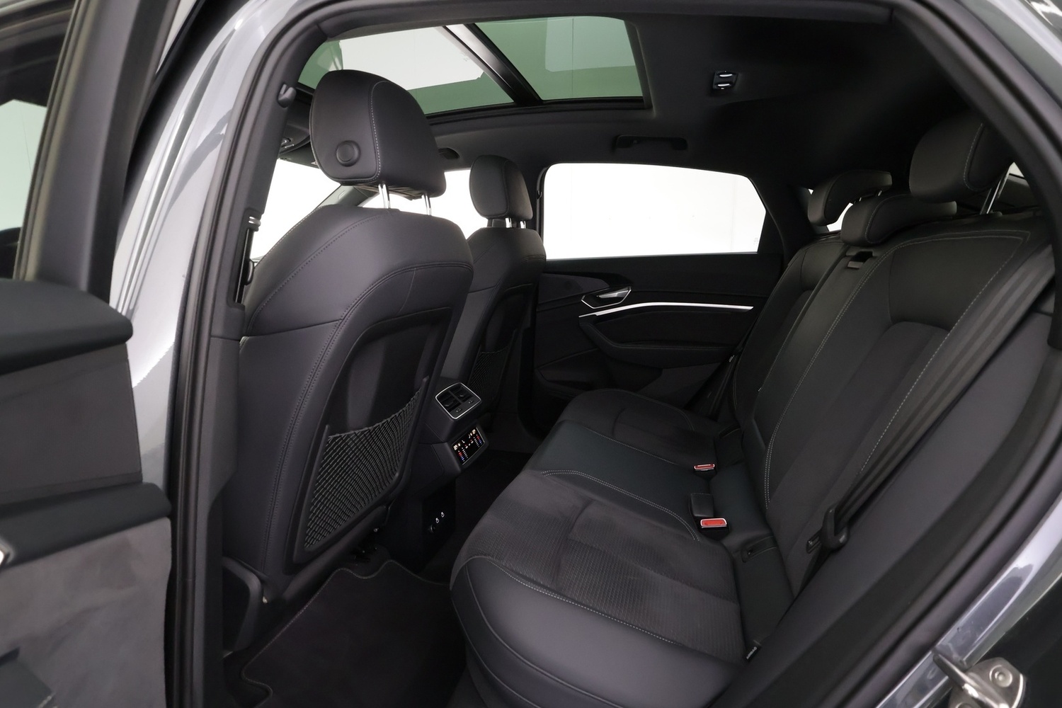 Audi Q8 e-tron vaihtoauto