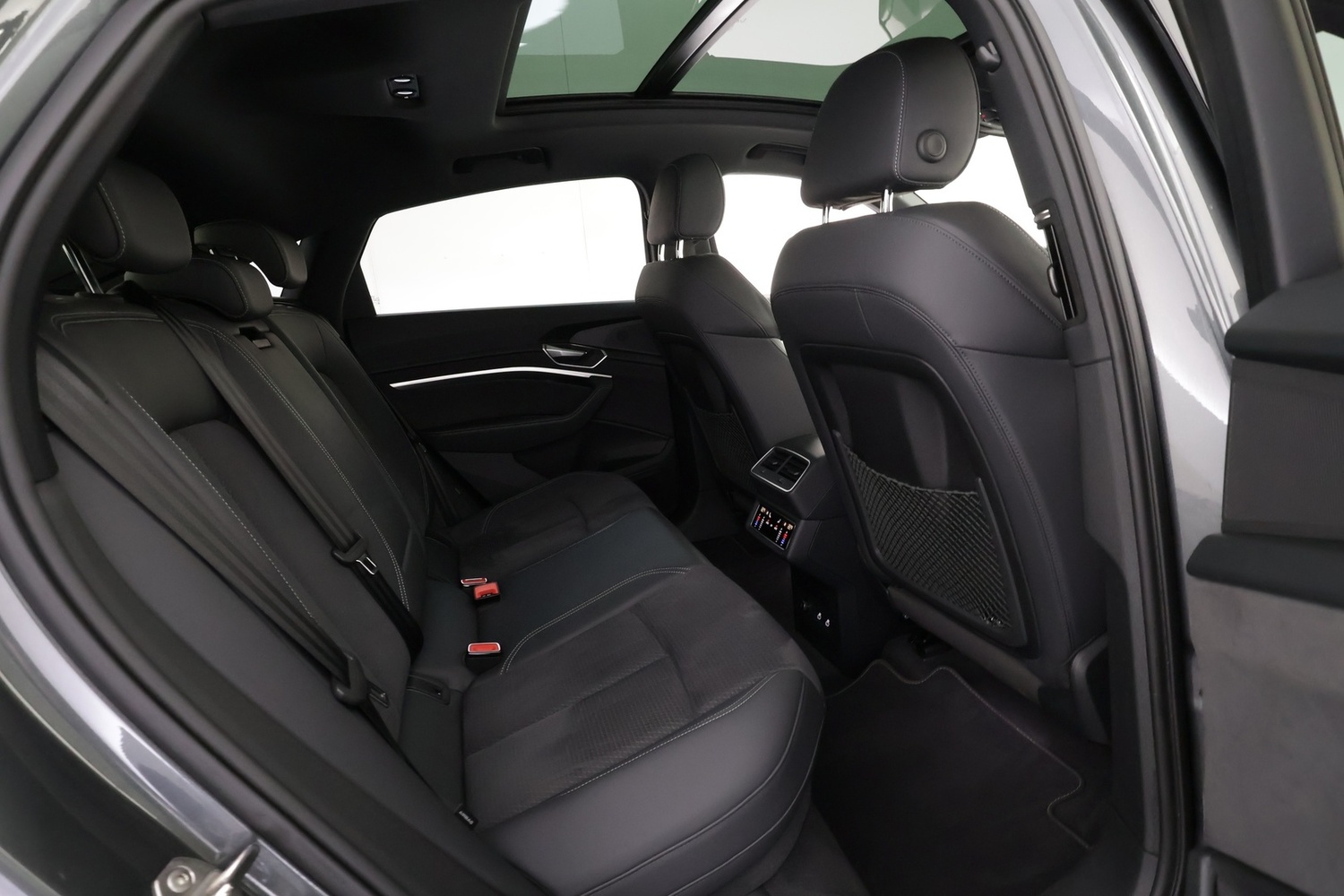 Audi Q8 e-tron vaihtoauto
