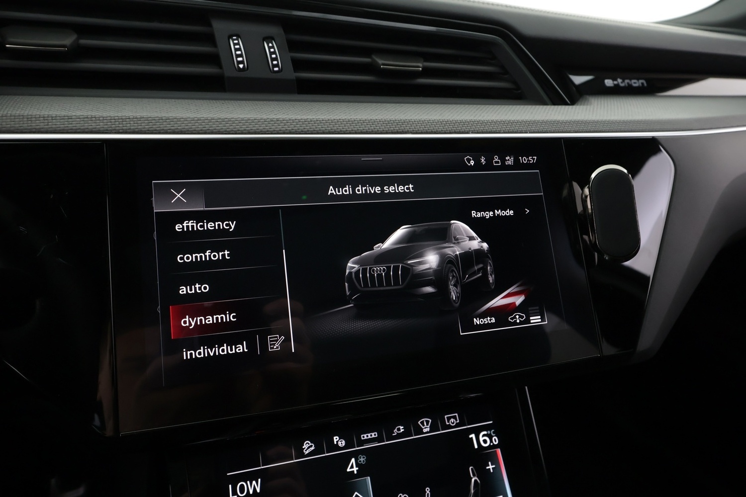 Audi Q8 e-tron vaihtoauto