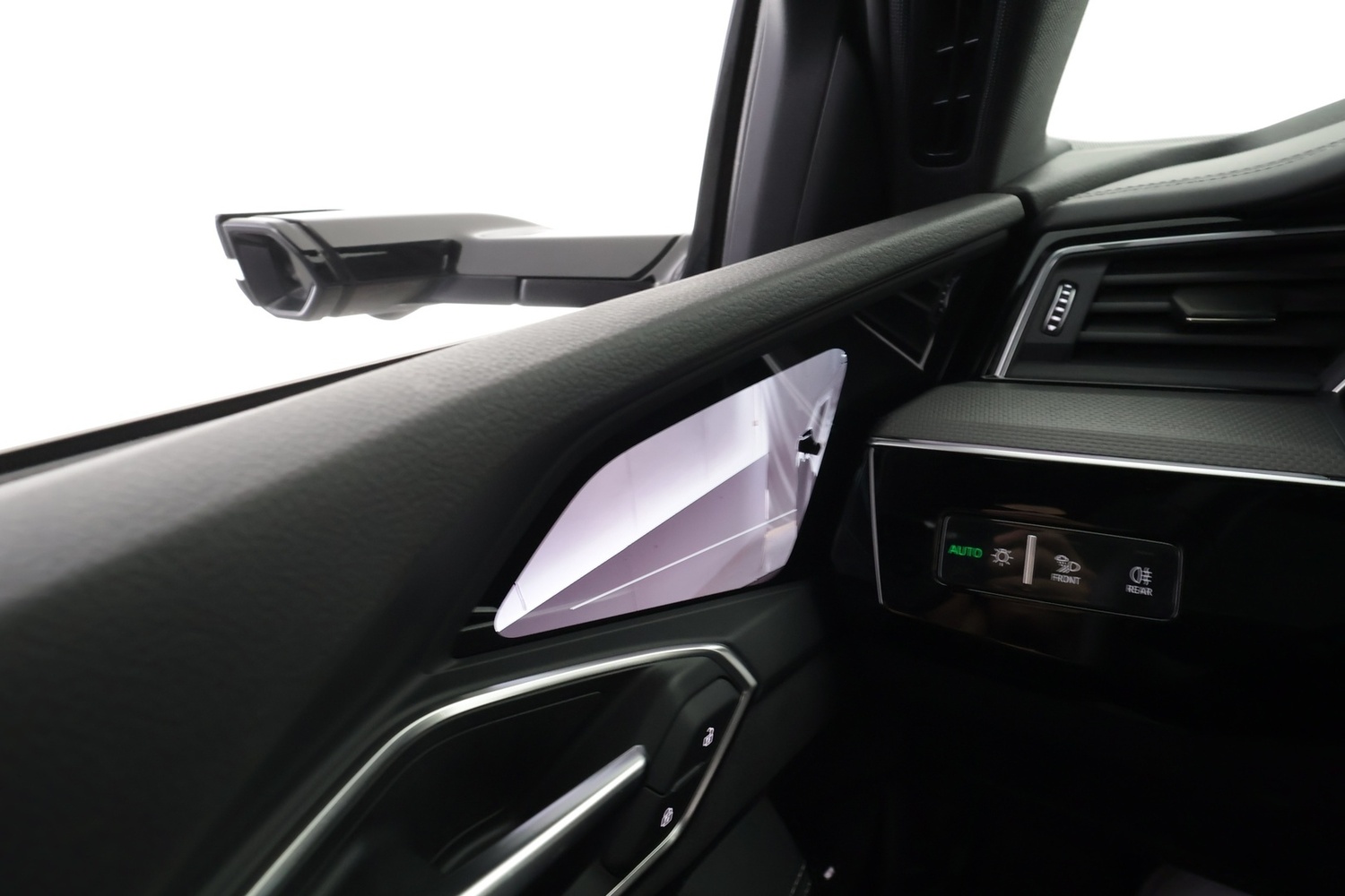 Audi Q8 e-tron vaihtoauto