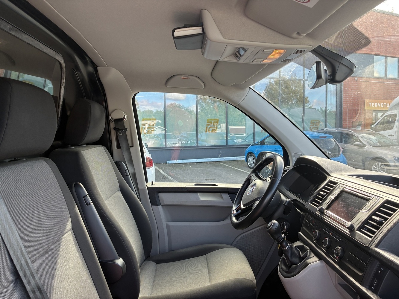 Volkswagen Transporter vaihtoauto