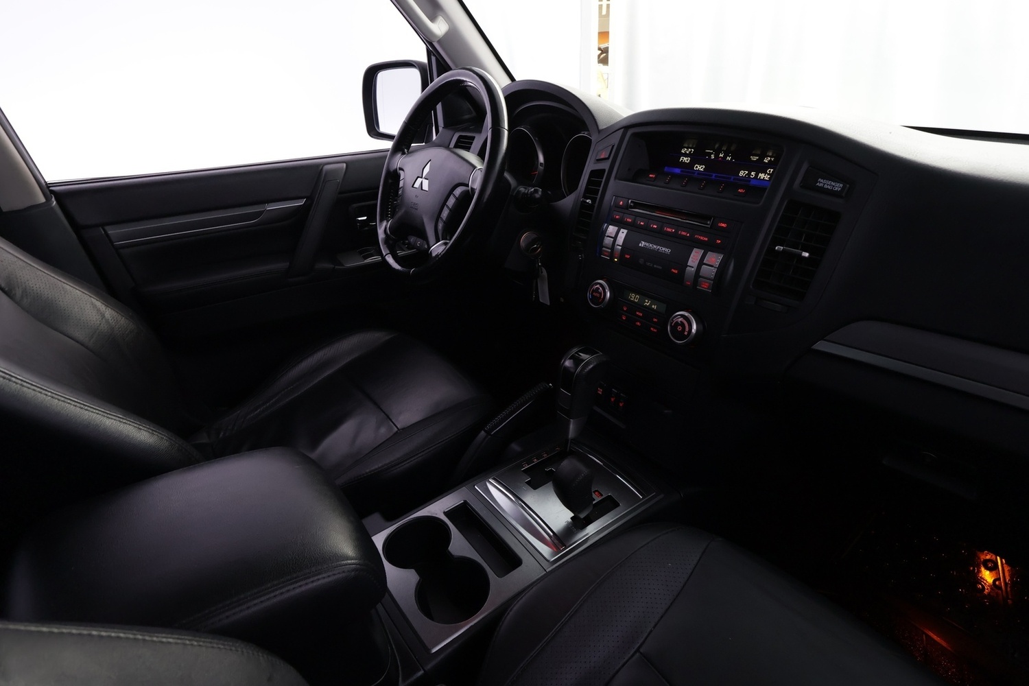 Mitsubishi Pajero vaihtoauto