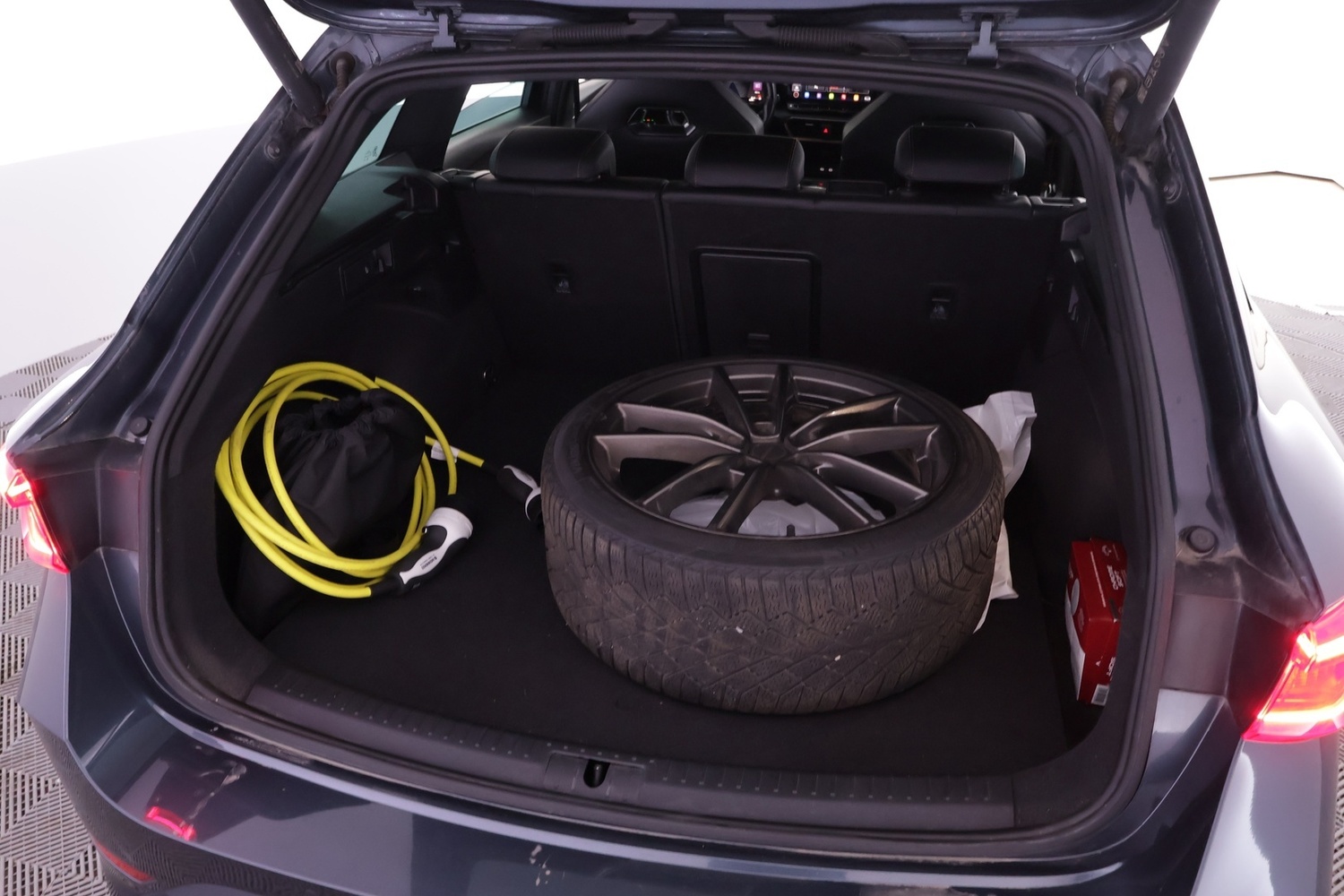 Cupra Leon Sportstourer vaihtoauto