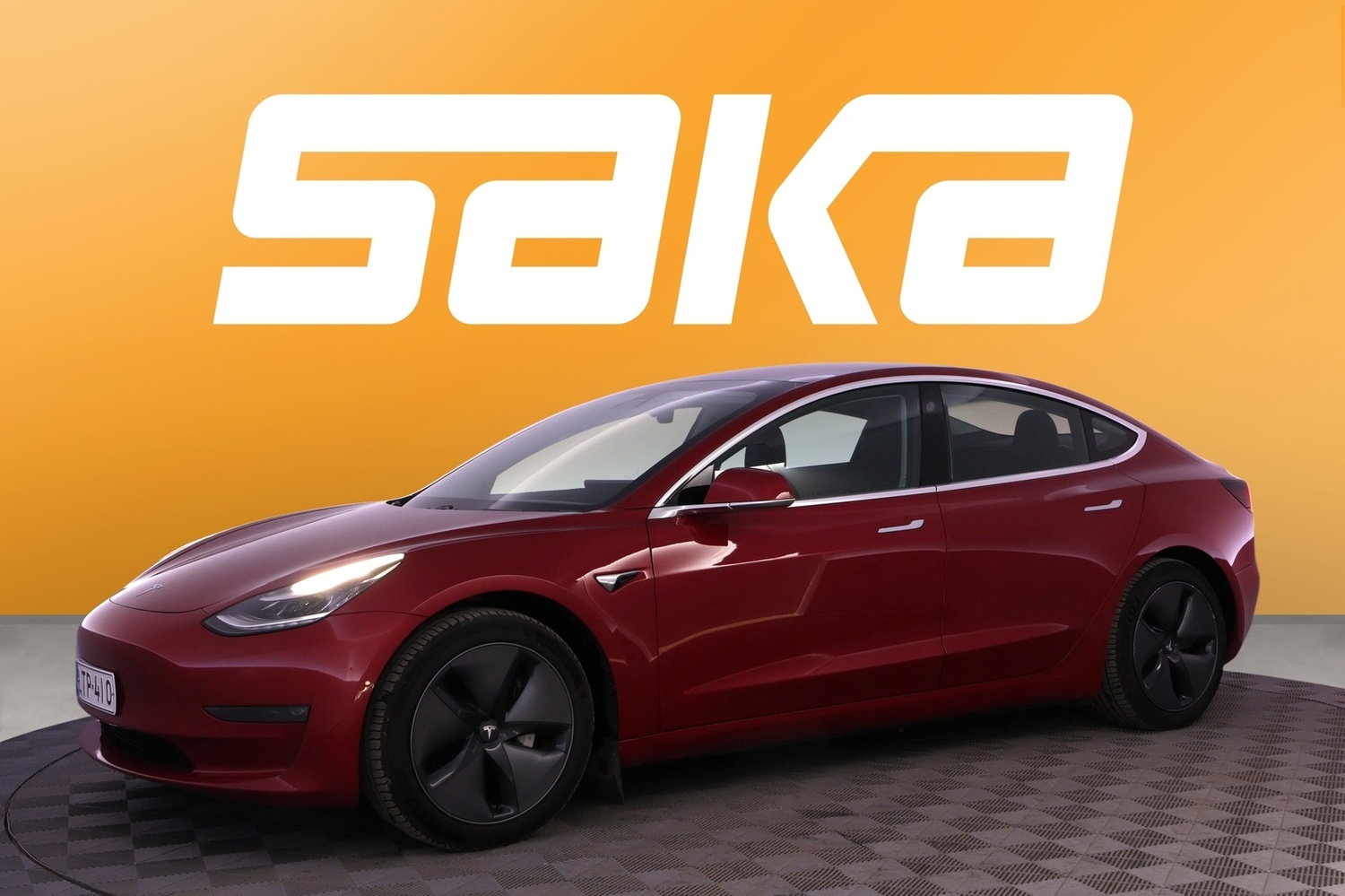 Tesla Model 3 vaihtoauto