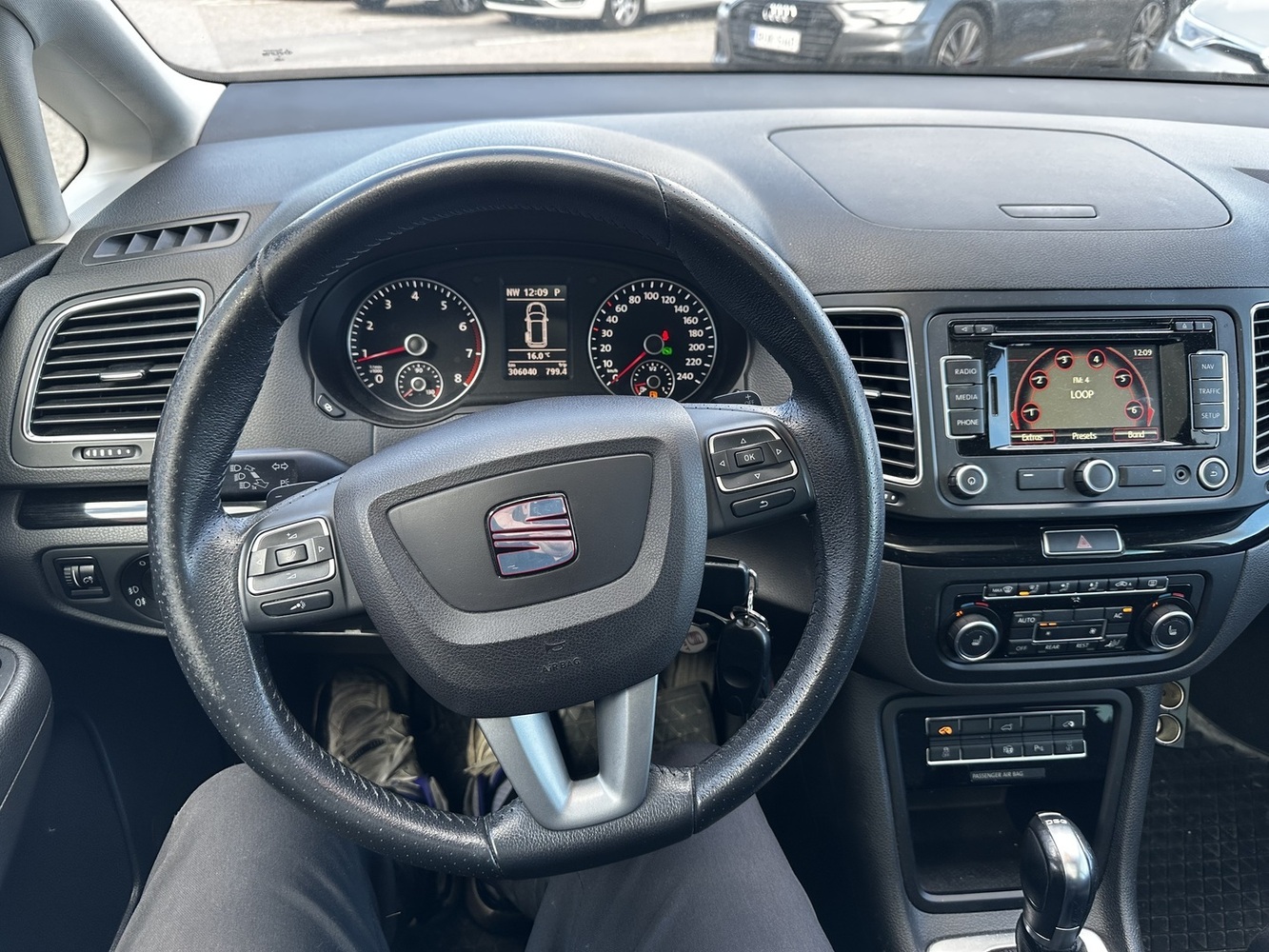SEAT Alhambra vaihtoauto