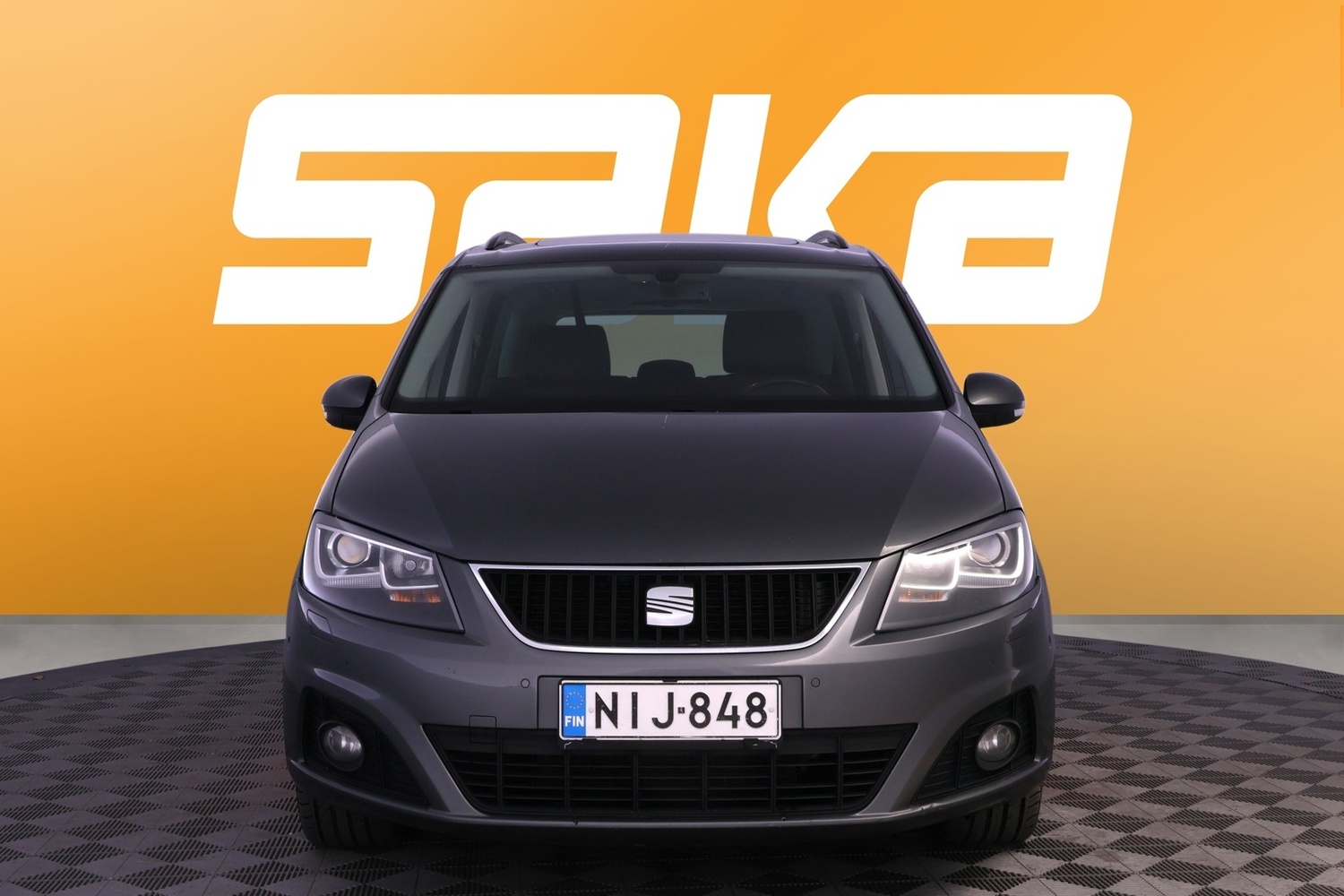 SEAT Alhambra vaihtoauto