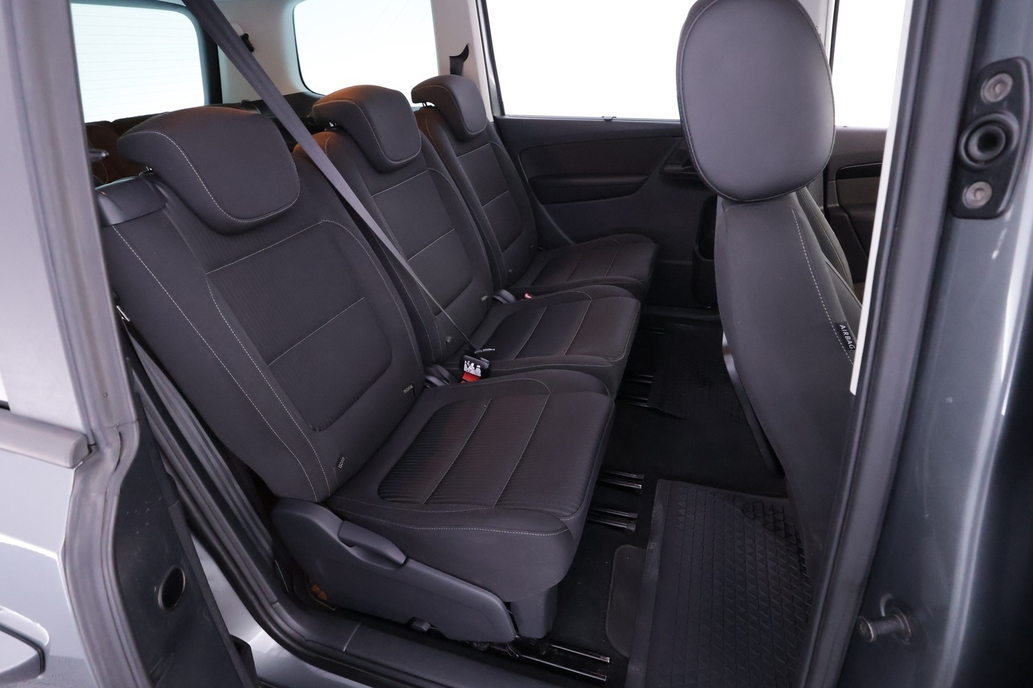 SEAT Alhambra vaihtoauto