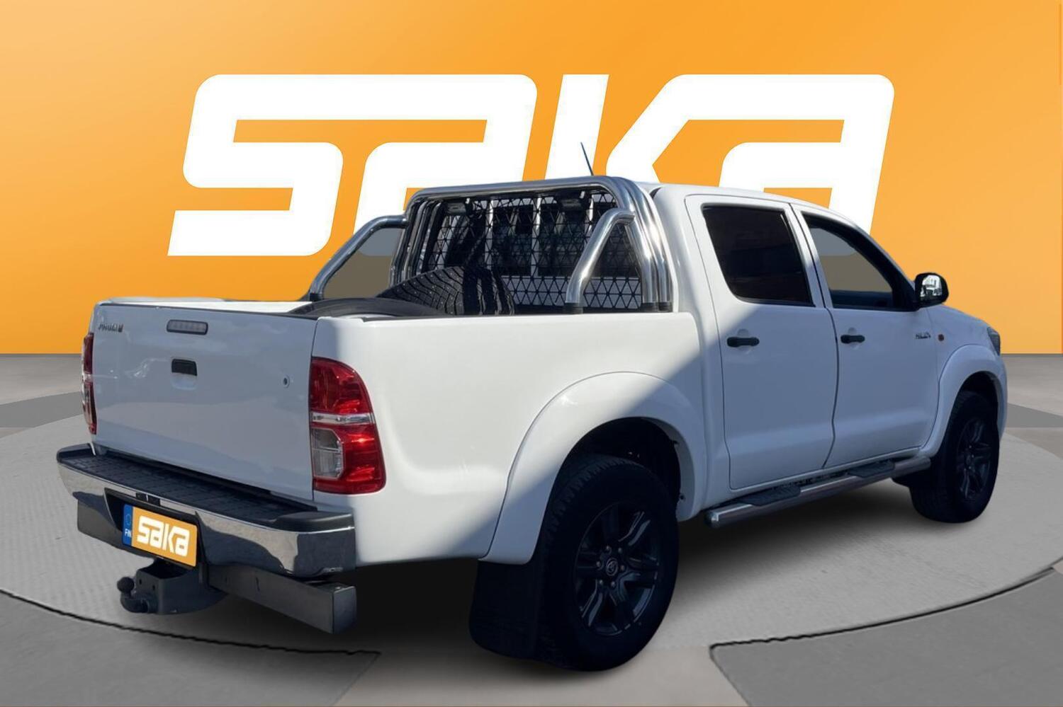 Toyota Hilux vaihtoauto