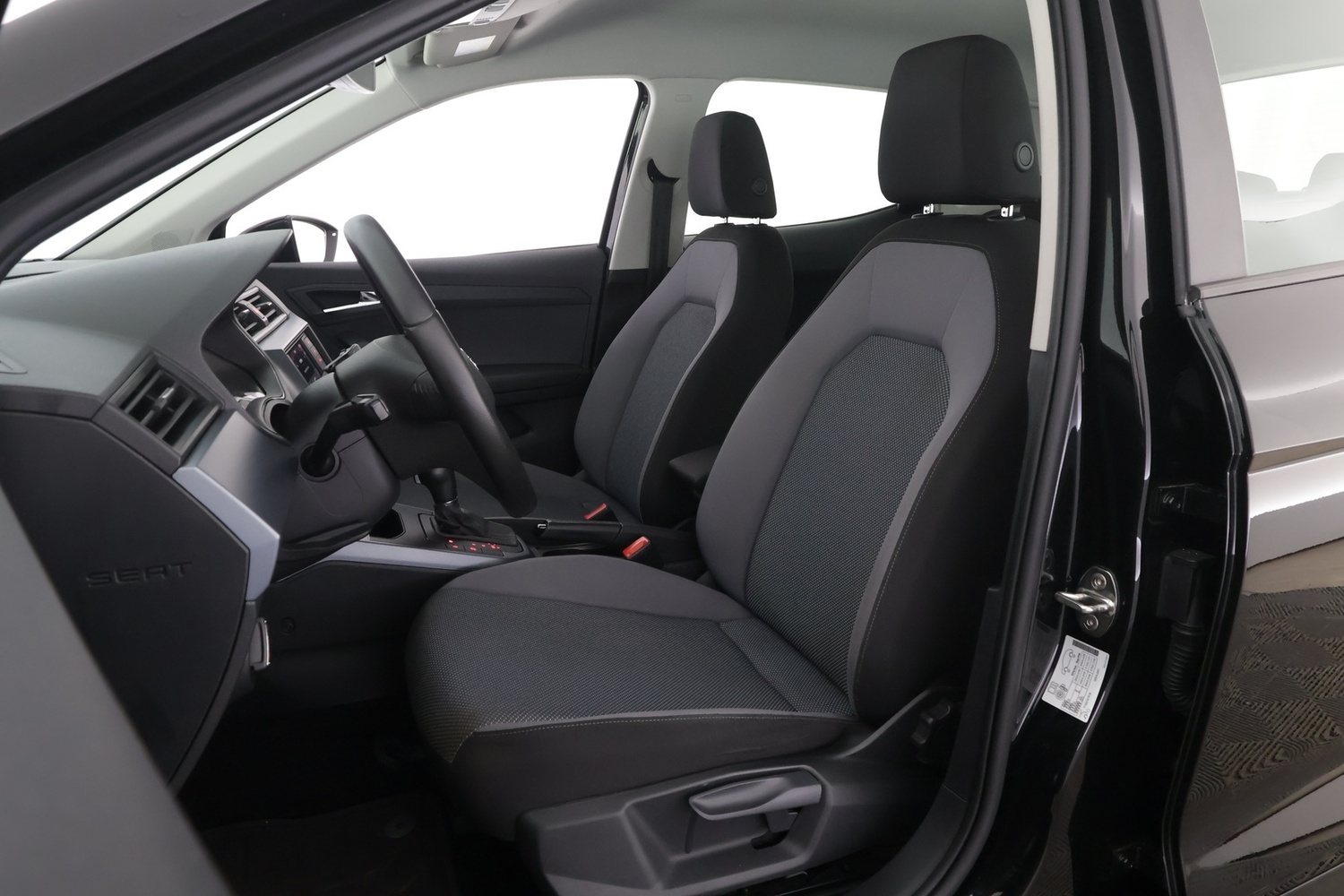 SEAT Arona vaihtoauto