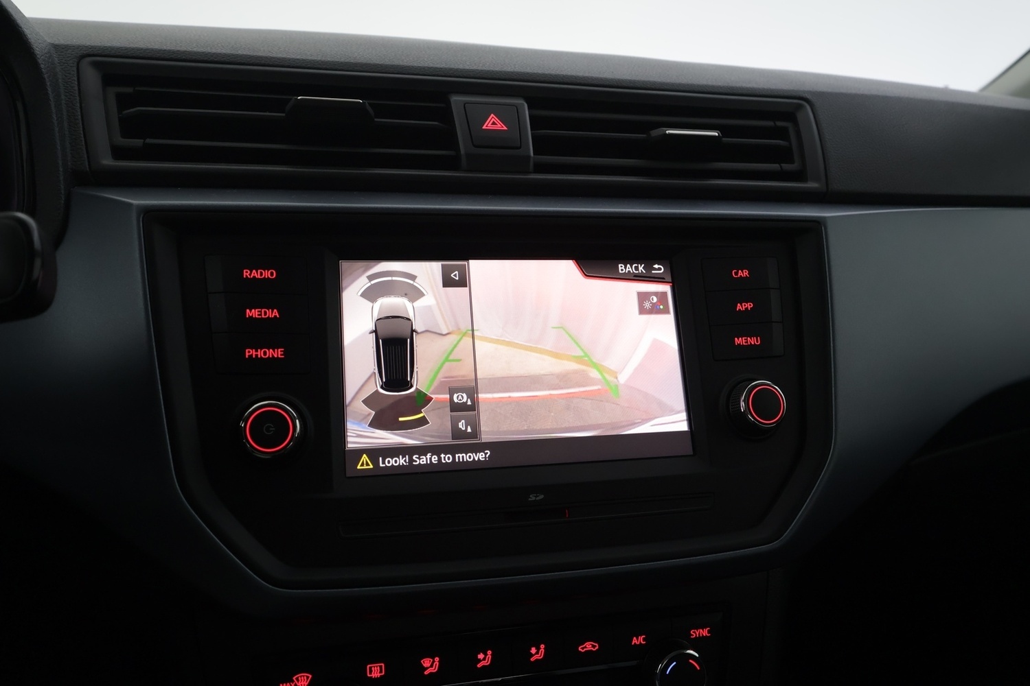 SEAT Arona vaihtoauto