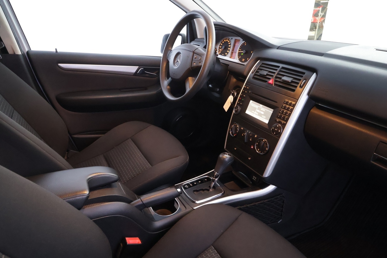 Mercedes-Benz B vaihtoauto
