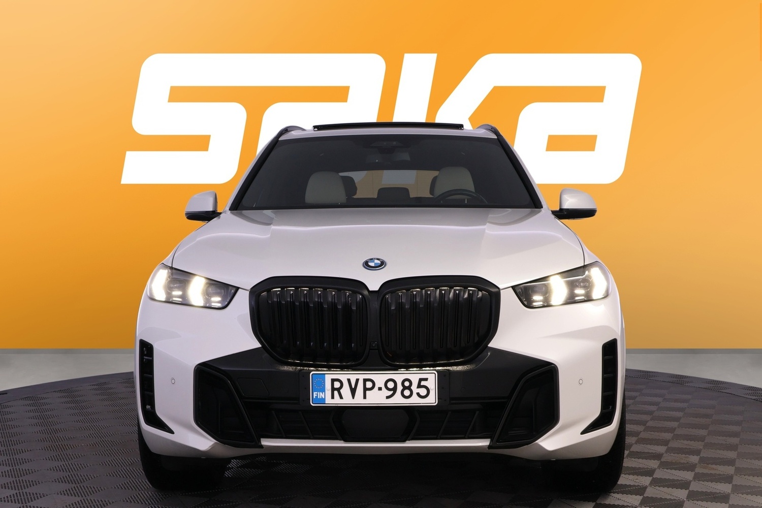 BMW X5 vaihtoauto